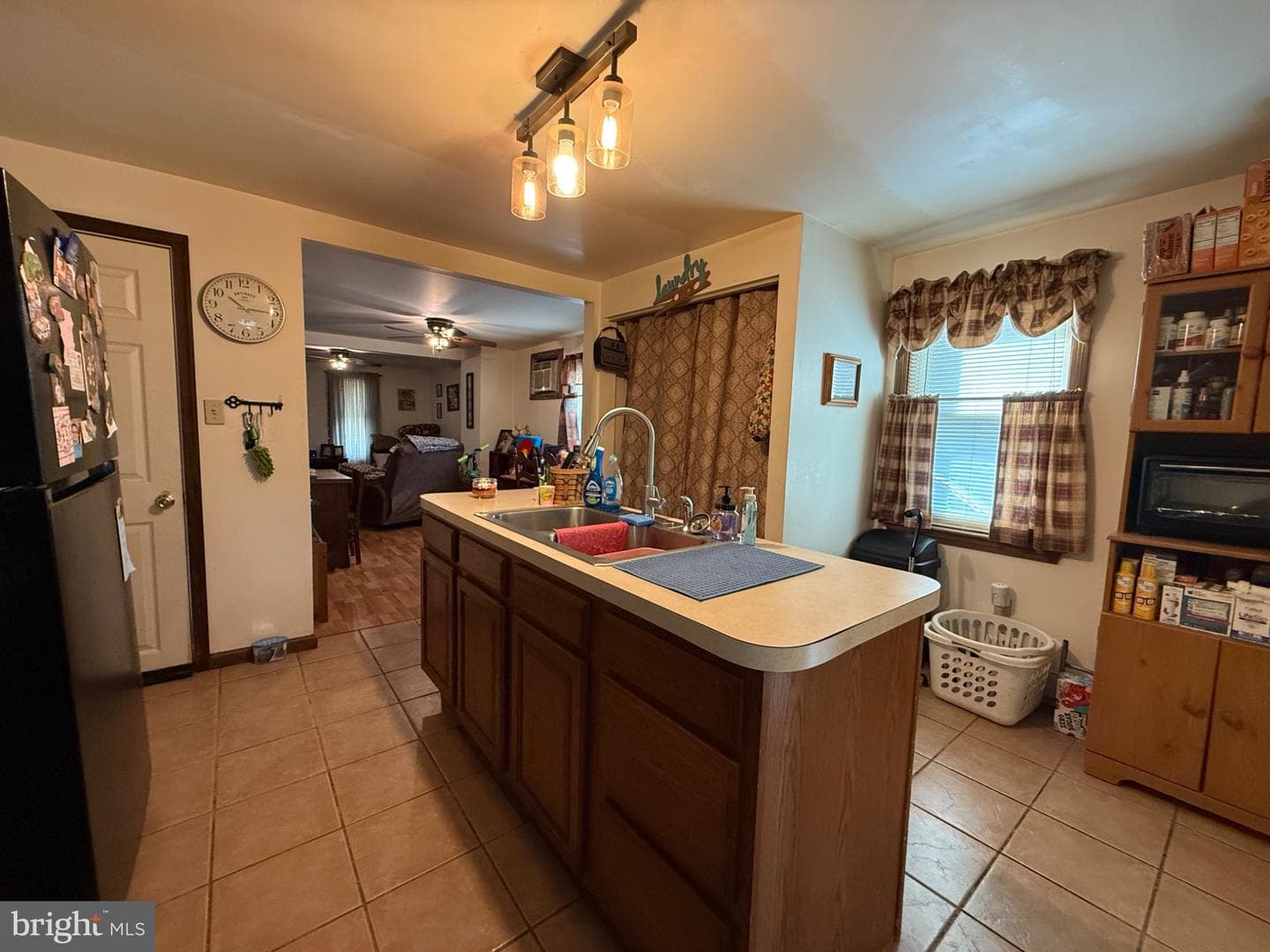 369 East Aly N photo 5