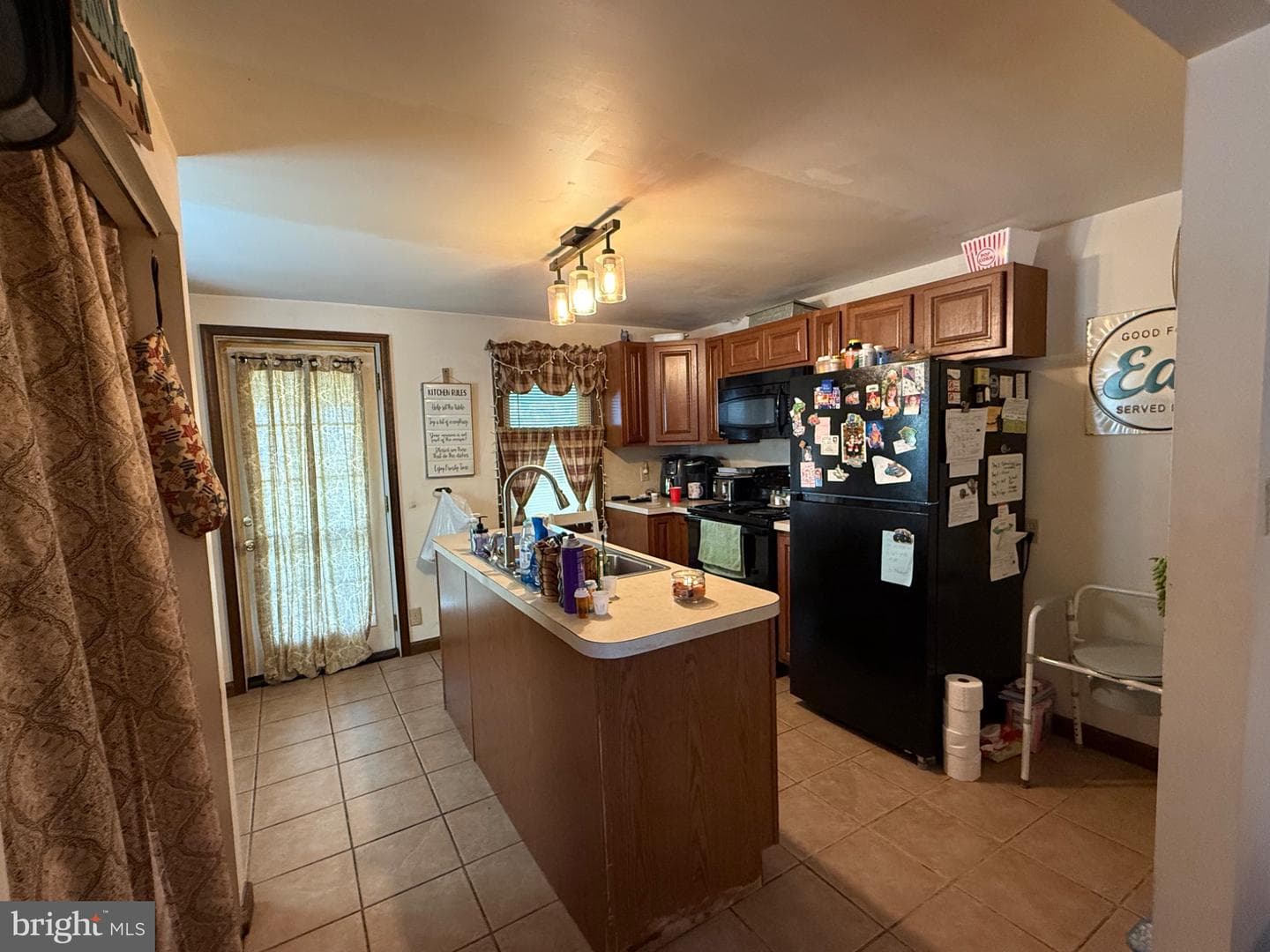 369 East Aly N photo 6