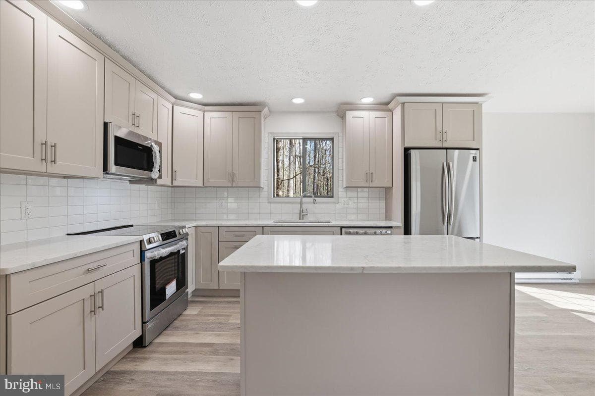 186 Timberlane Drive photo 21