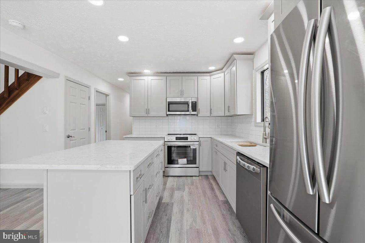 186 Timberlane Drive photo 23