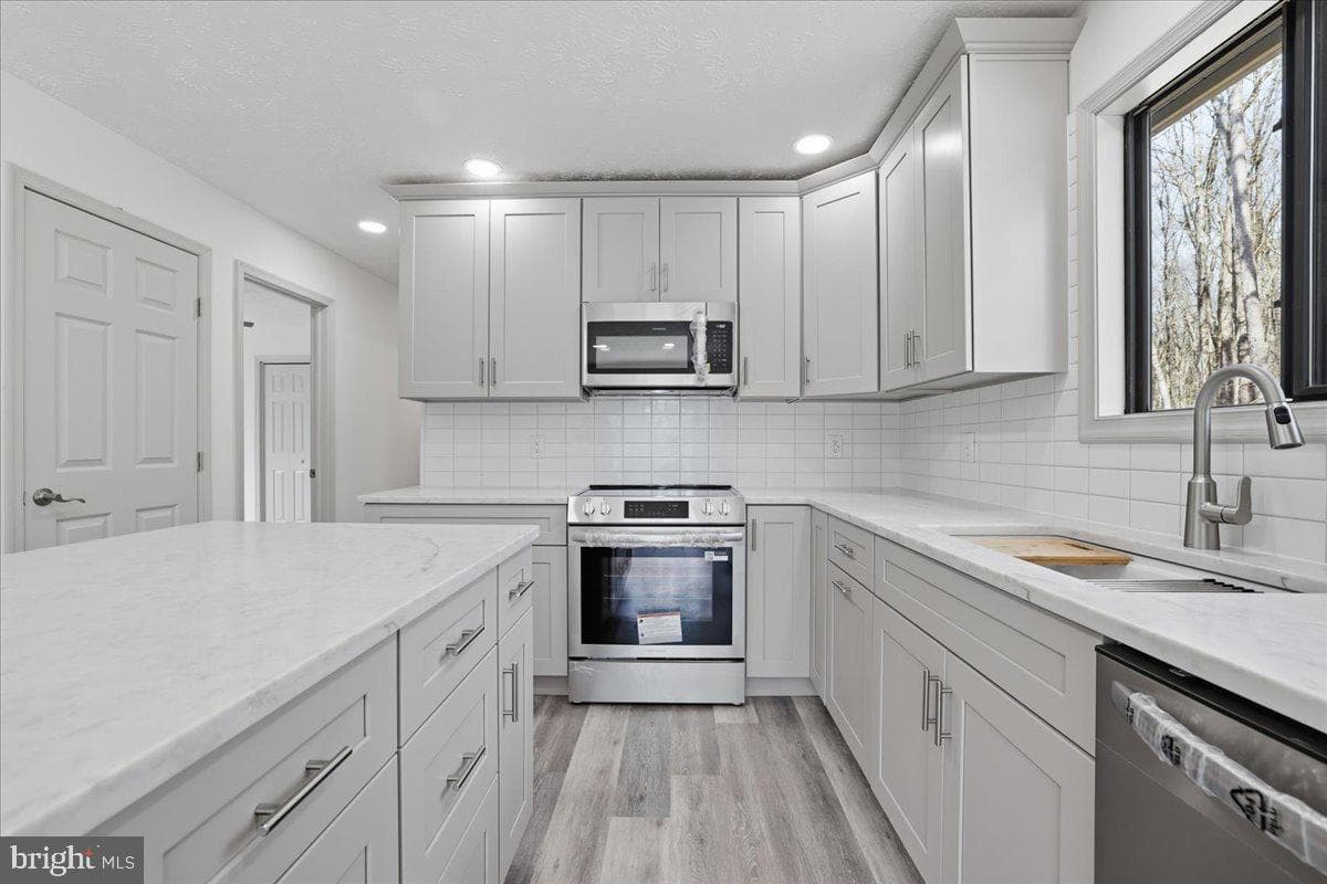 186 Timberlane Drive photo 24