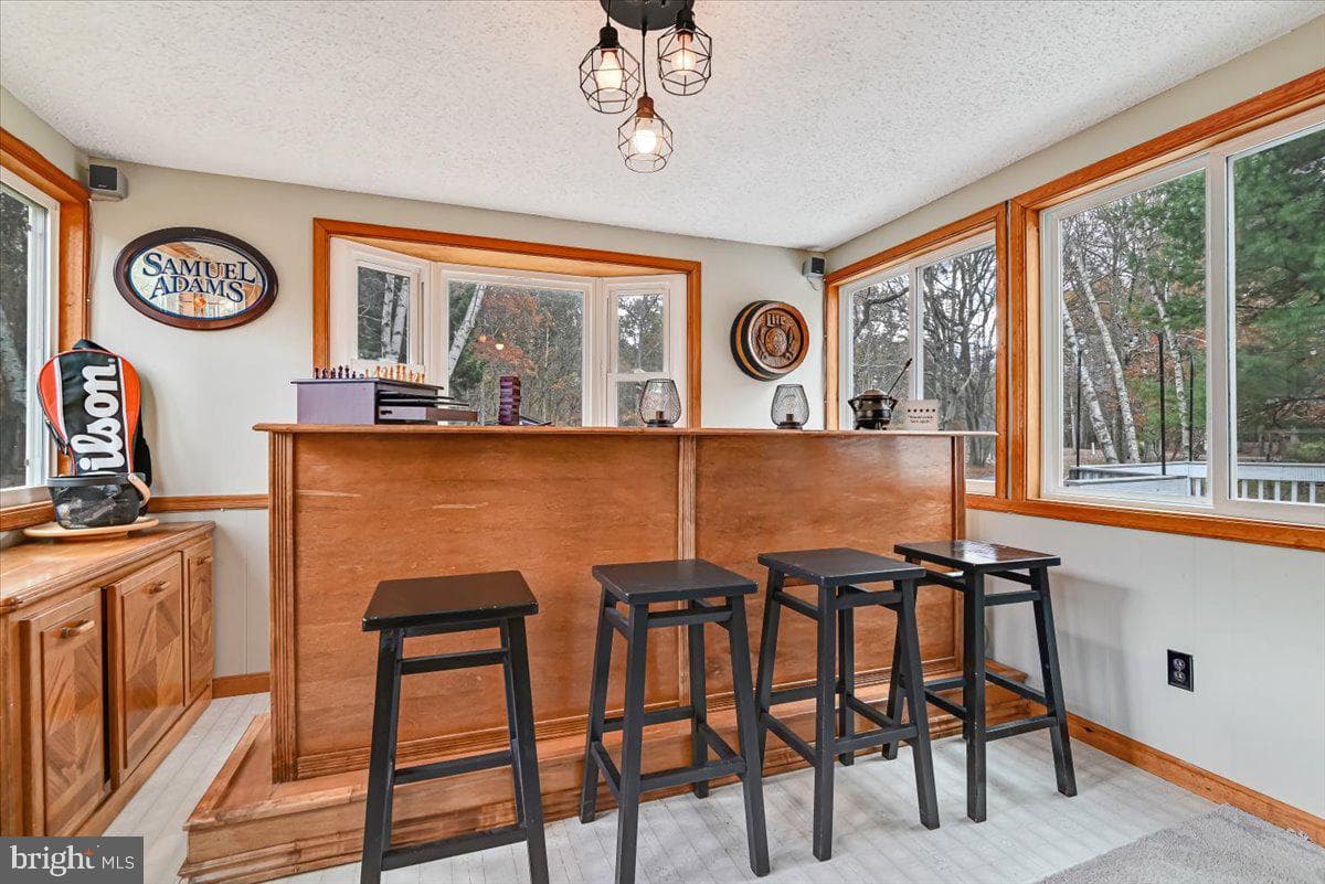 286 Mckuen Way photo 5
