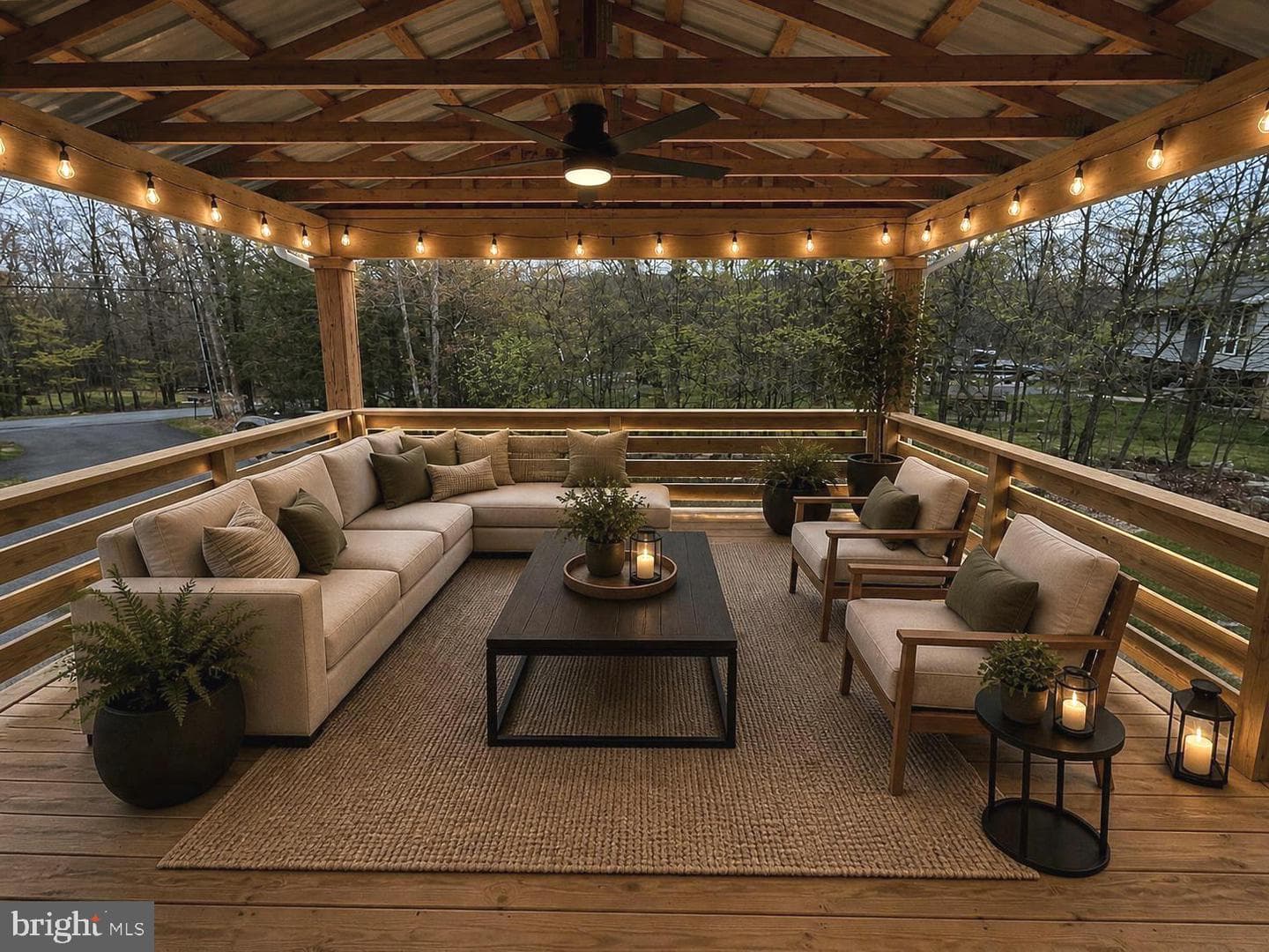 1067 Broadview Drive photo 10