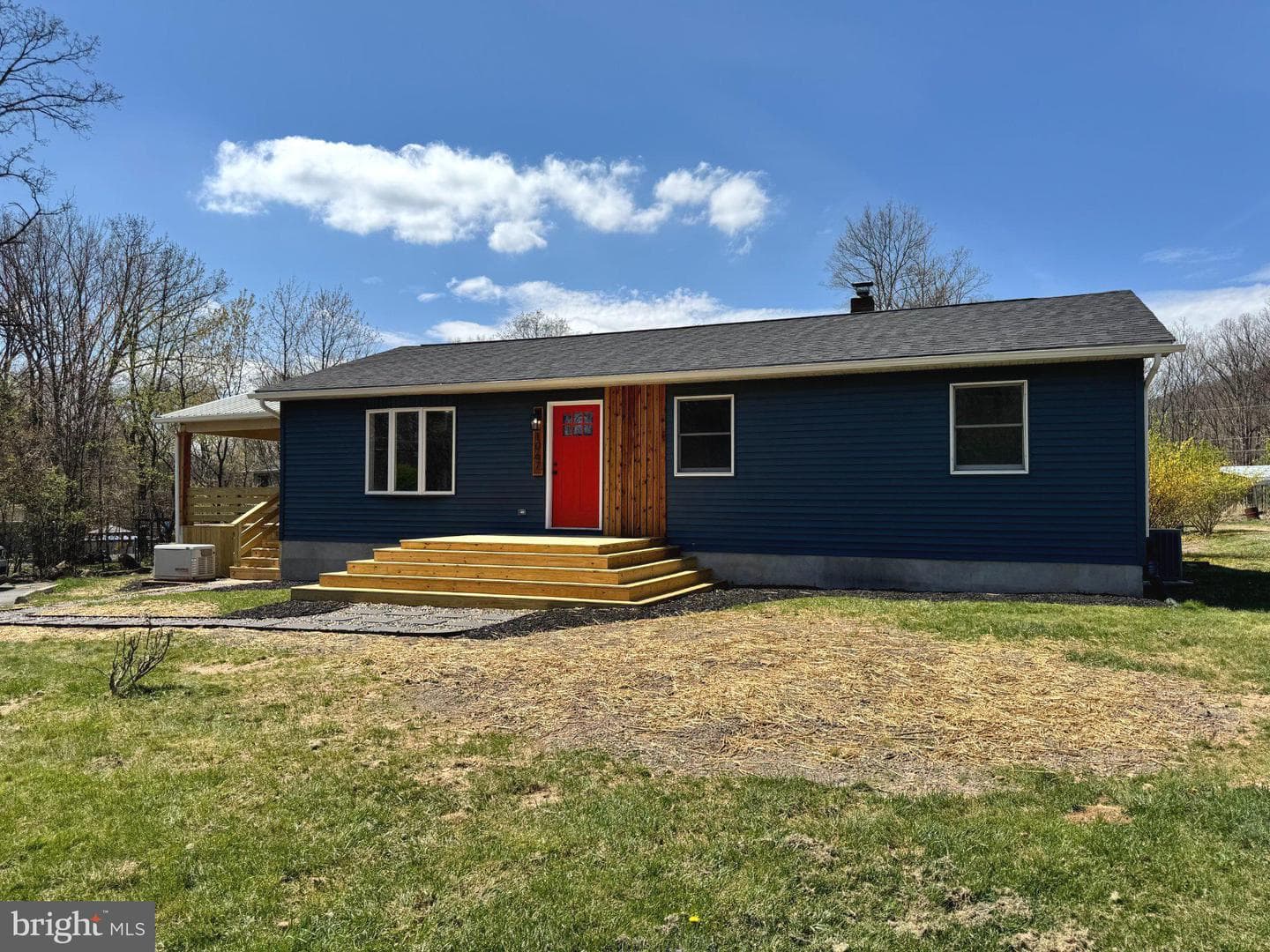 1067 Broadview Drive photo 6