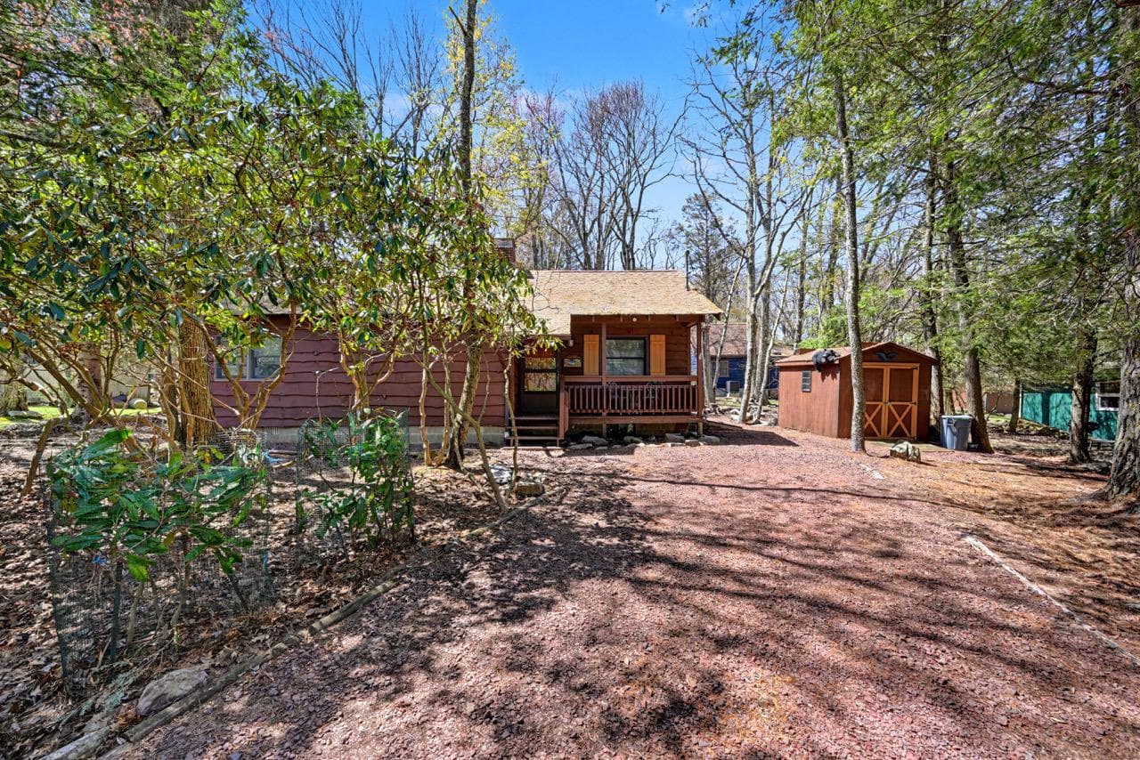 9 Crest Drive photo 39