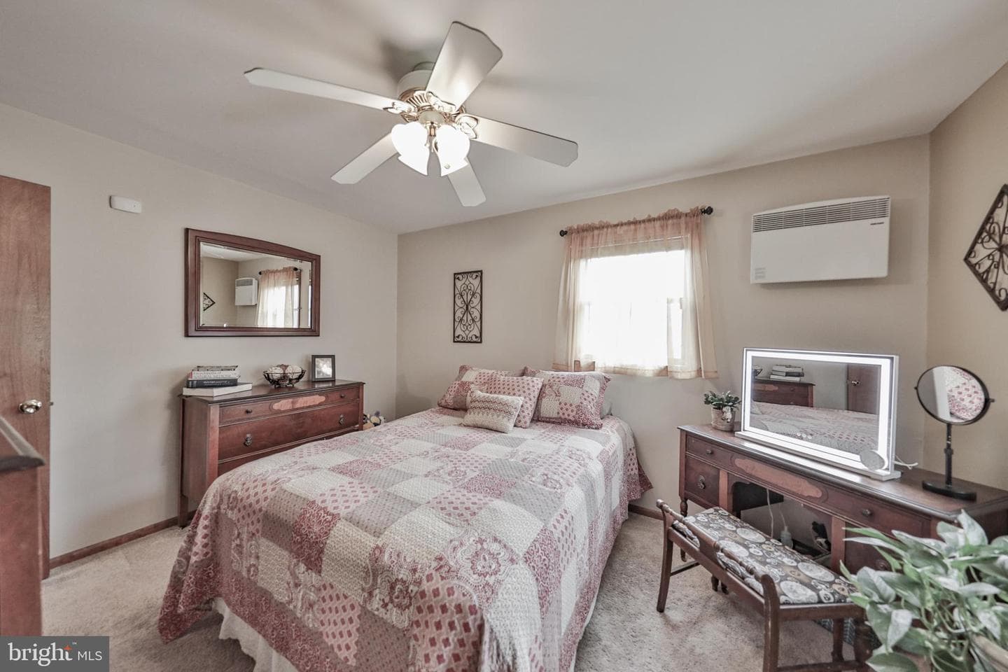 1040 W Stagecoach Road photo 22