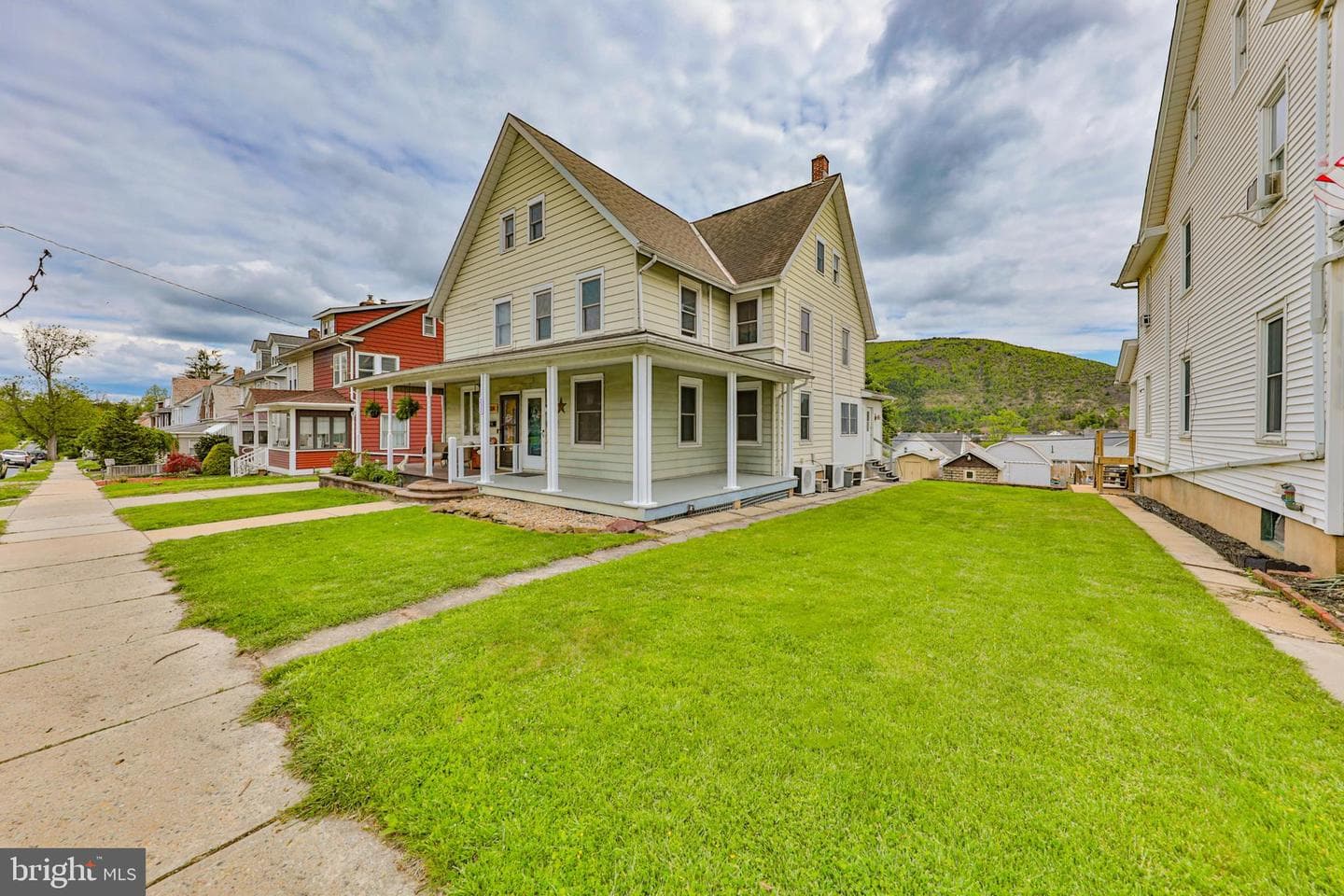 232 Columbia Avenue photo 44