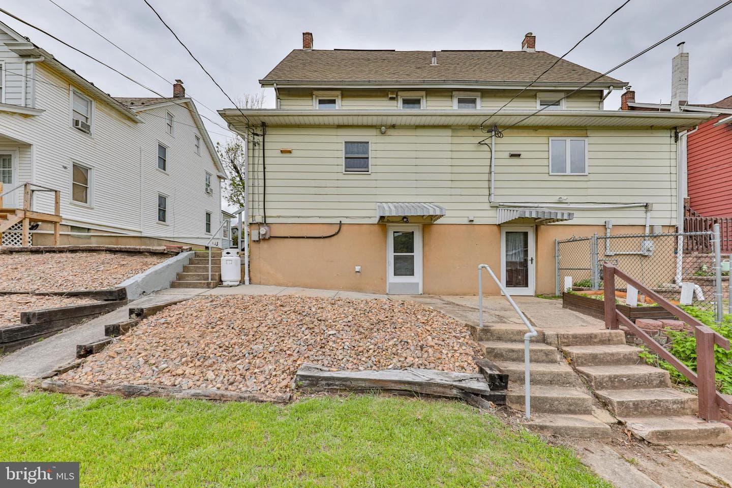 232 Columbia Avenue photo 48