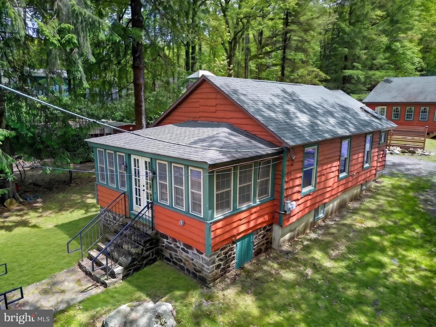 121 S Lake Drive photo 4