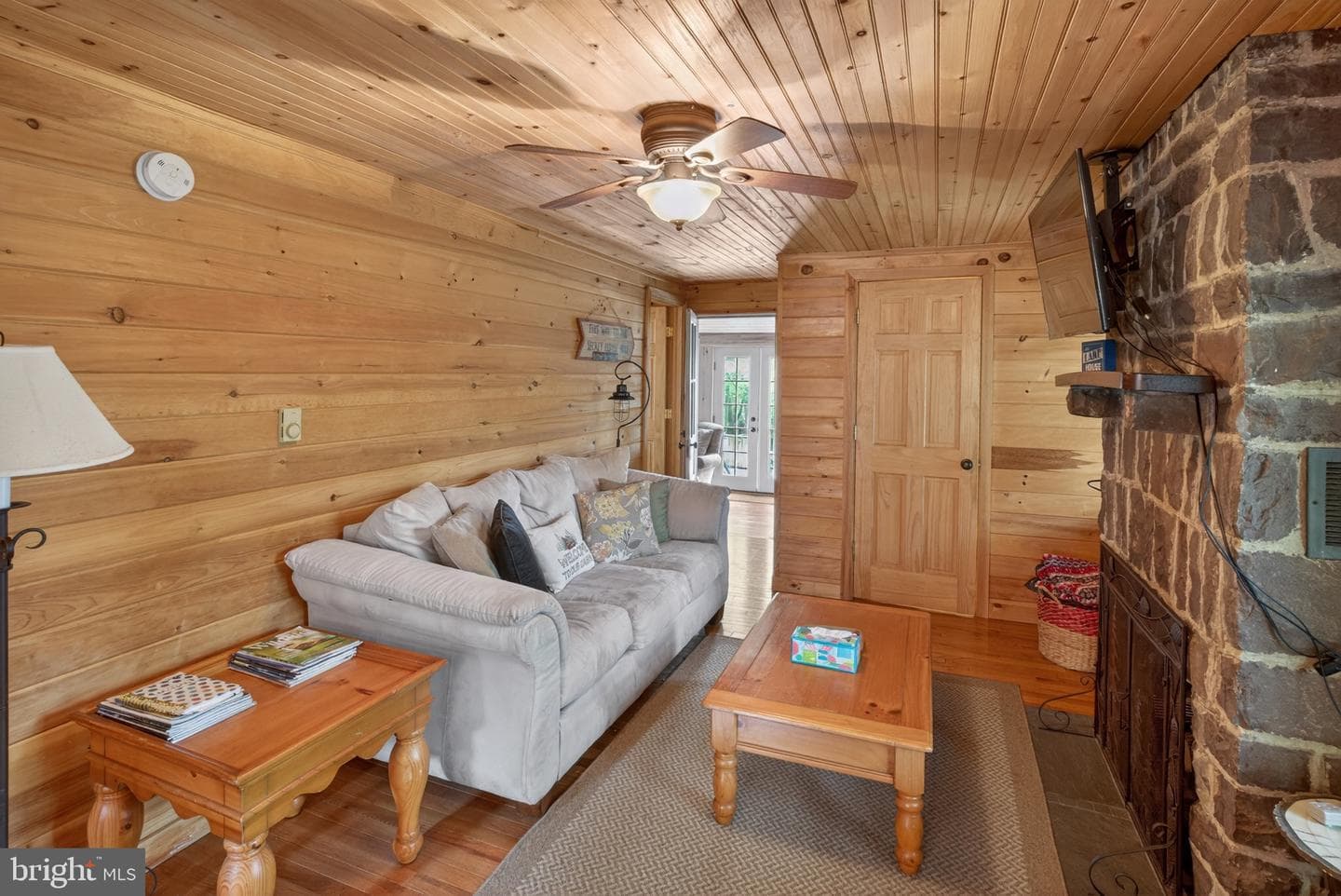 121 S Lake Drive photo 5