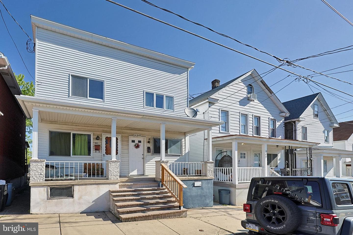 230 E Fell St photo 2