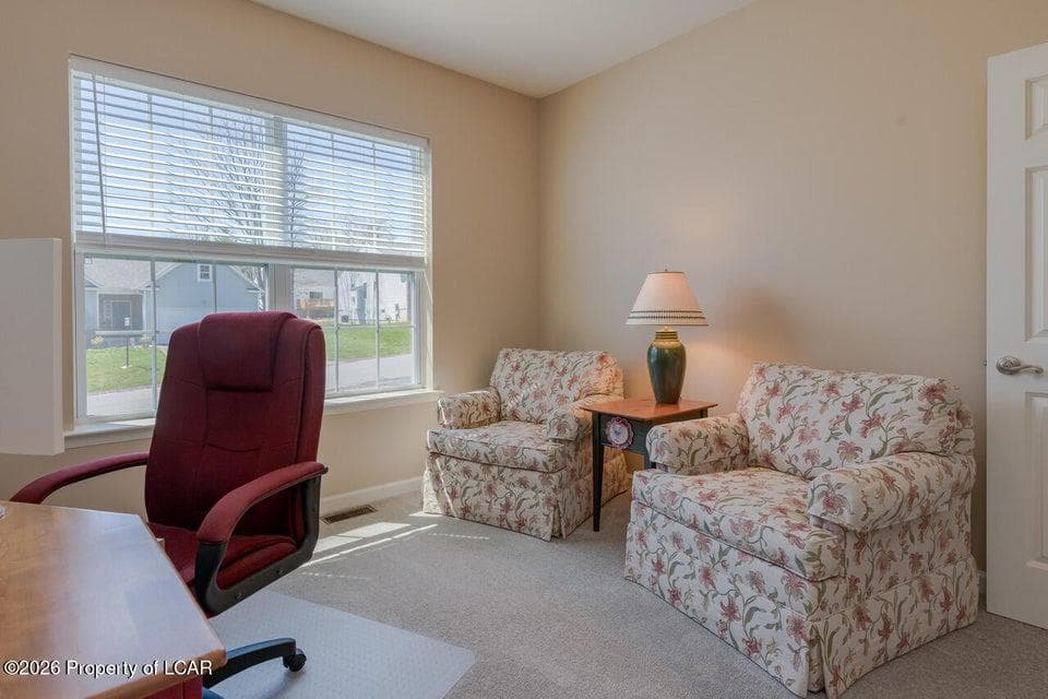 309 Golden Oaks Drive photo 9