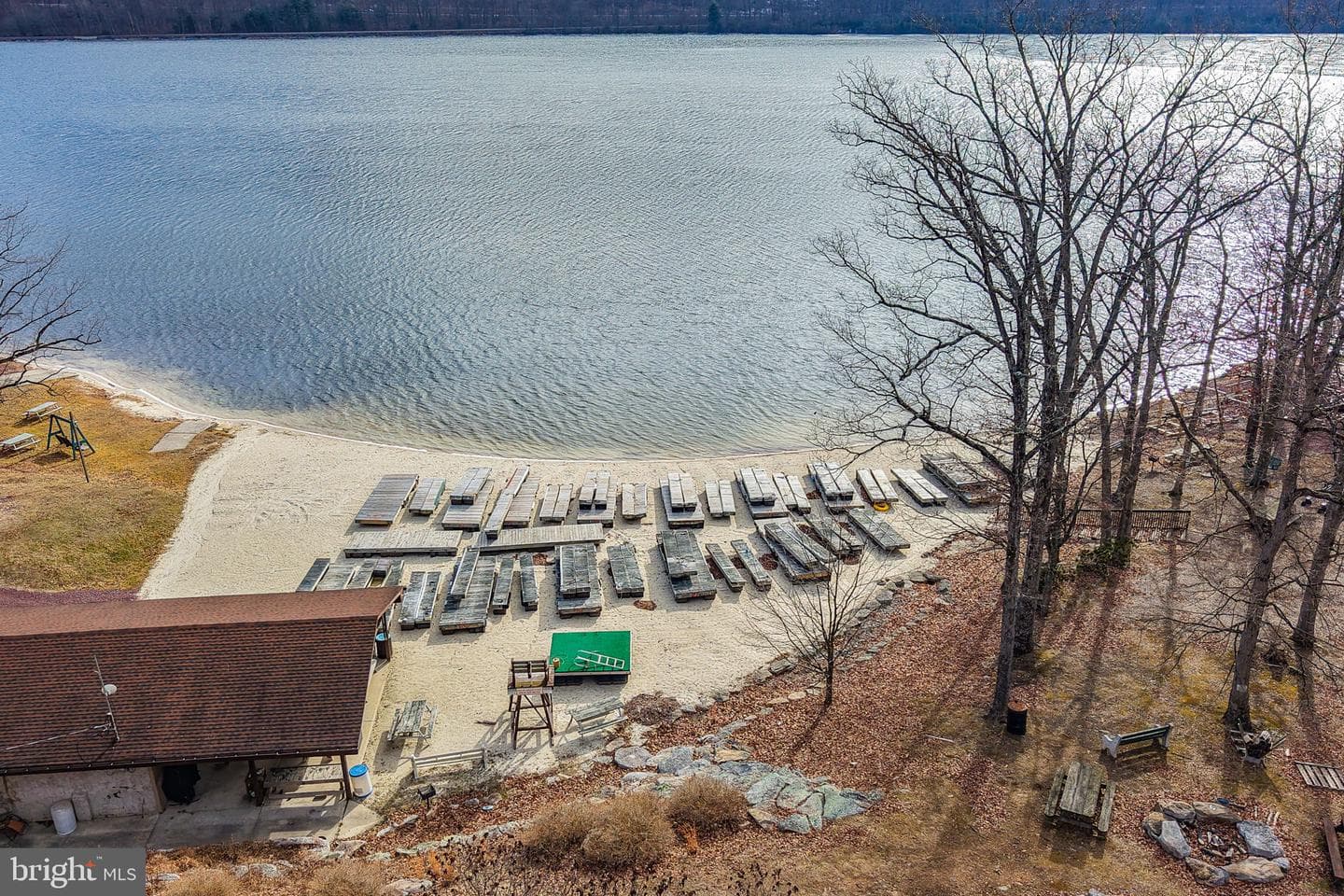 493 Lake Dr photo 107