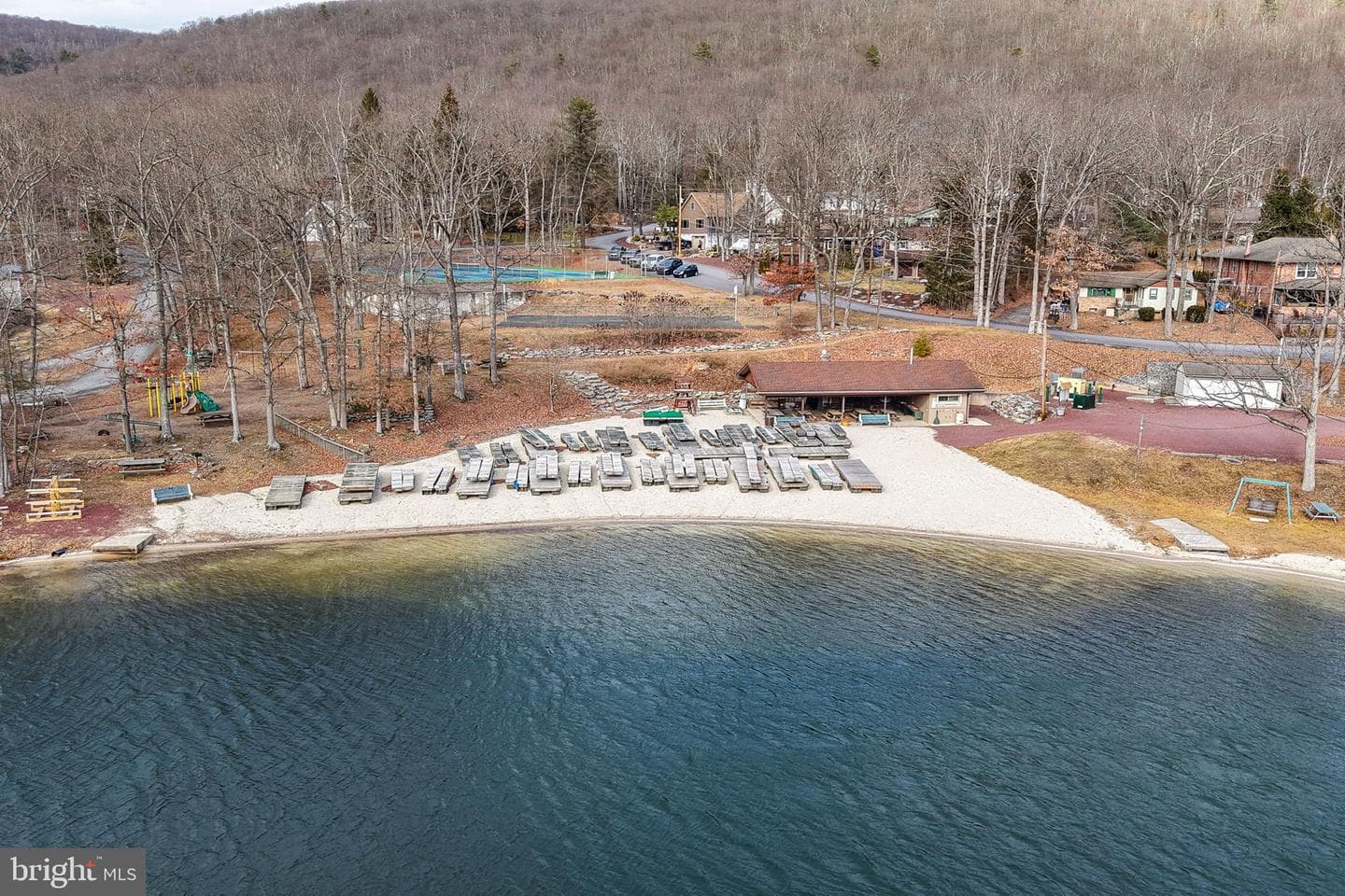 493 Lake Dr photo 108