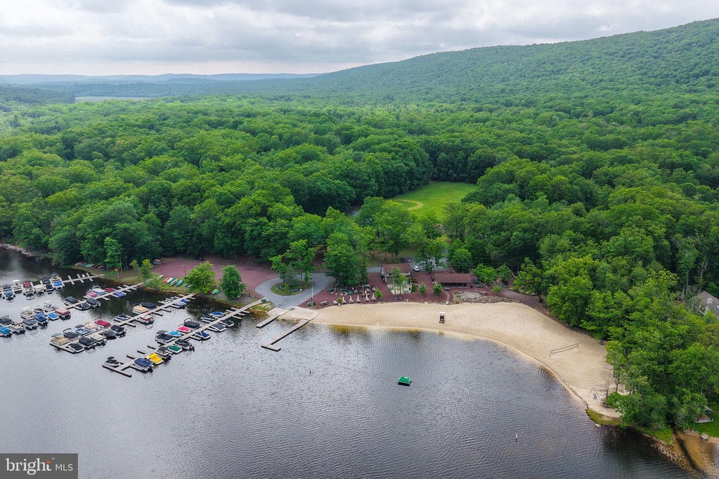 493 Lake Dr photo 122