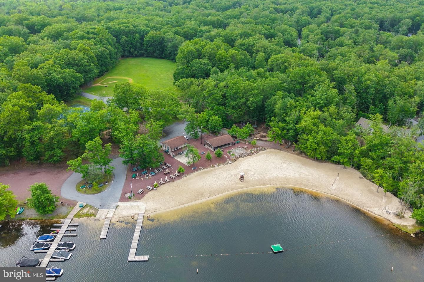 493 Lake Dr photo 123