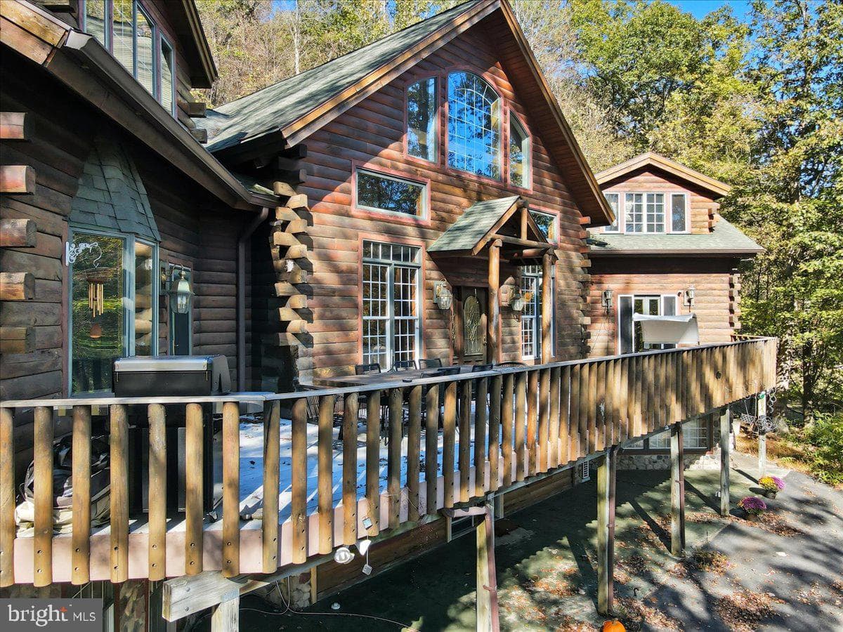 493 Lake Dr photo 15