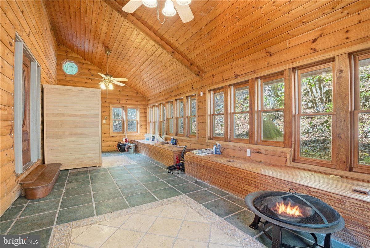 493 Lake Dr photo 53