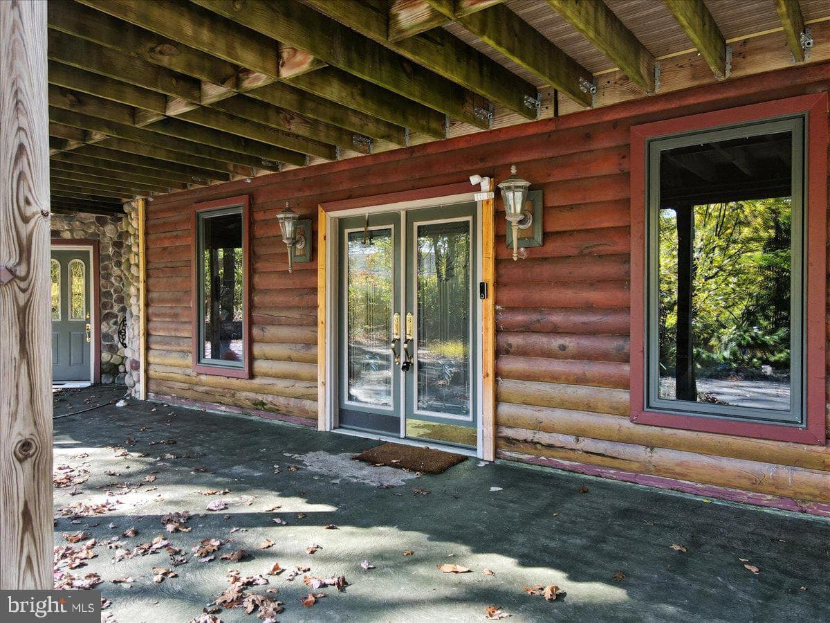 493 Lake Dr photo 86