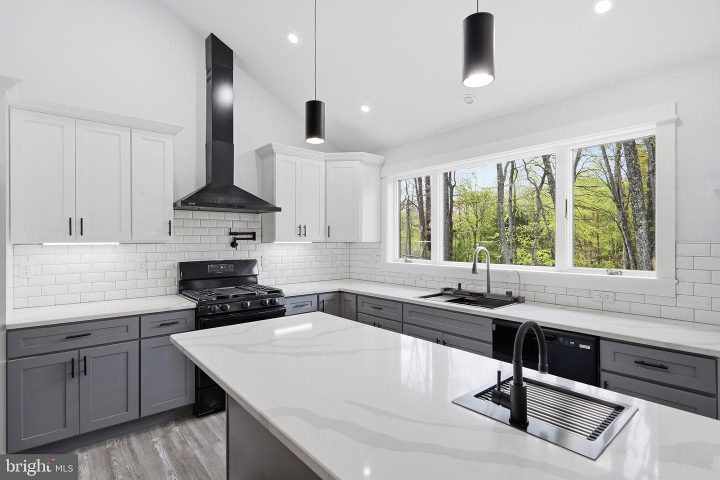 399 Stony Mountain Road photo 18