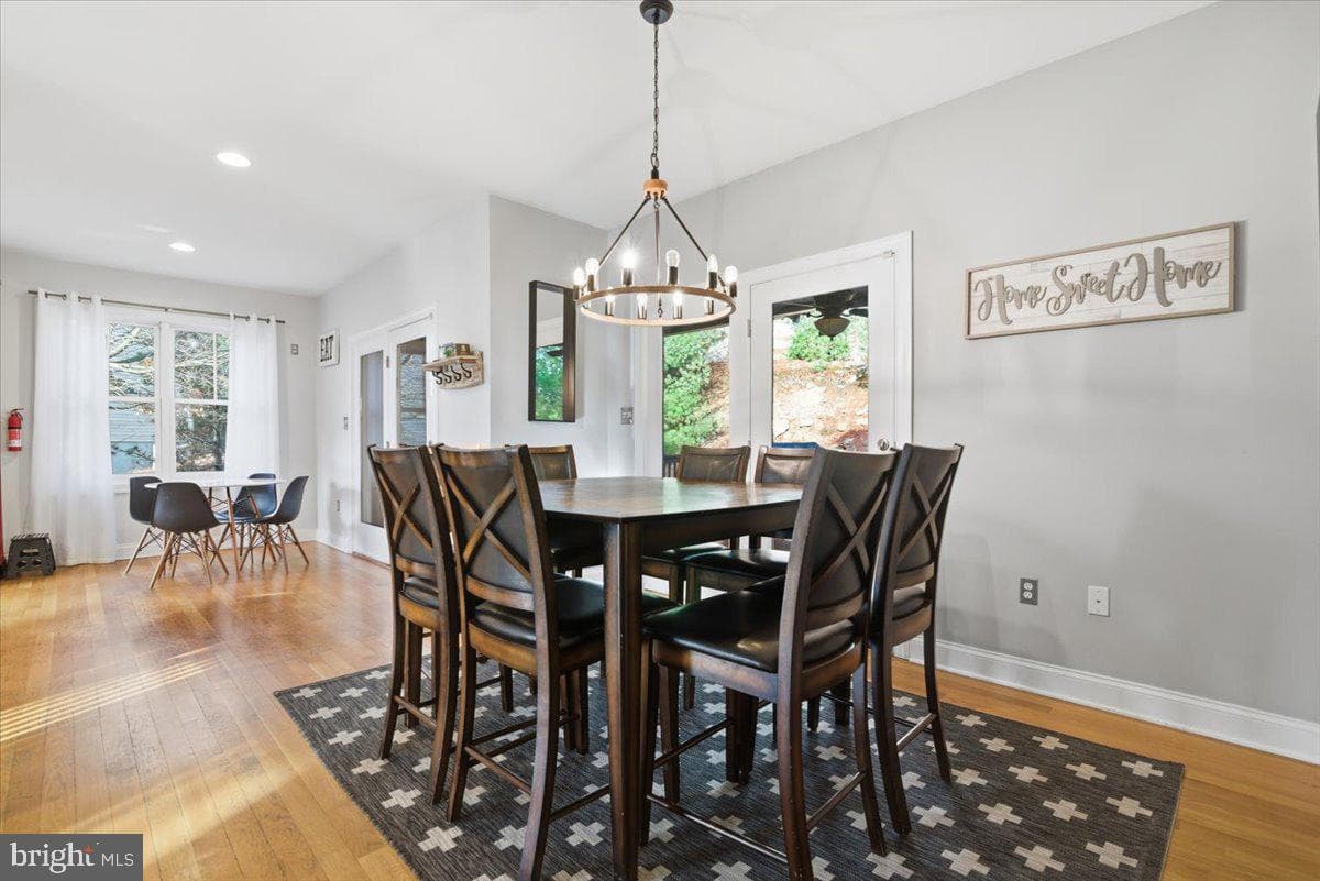 6 Fieldstone Court photo 3
