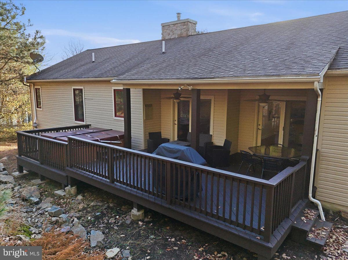 6 Fieldstone Court photo 32