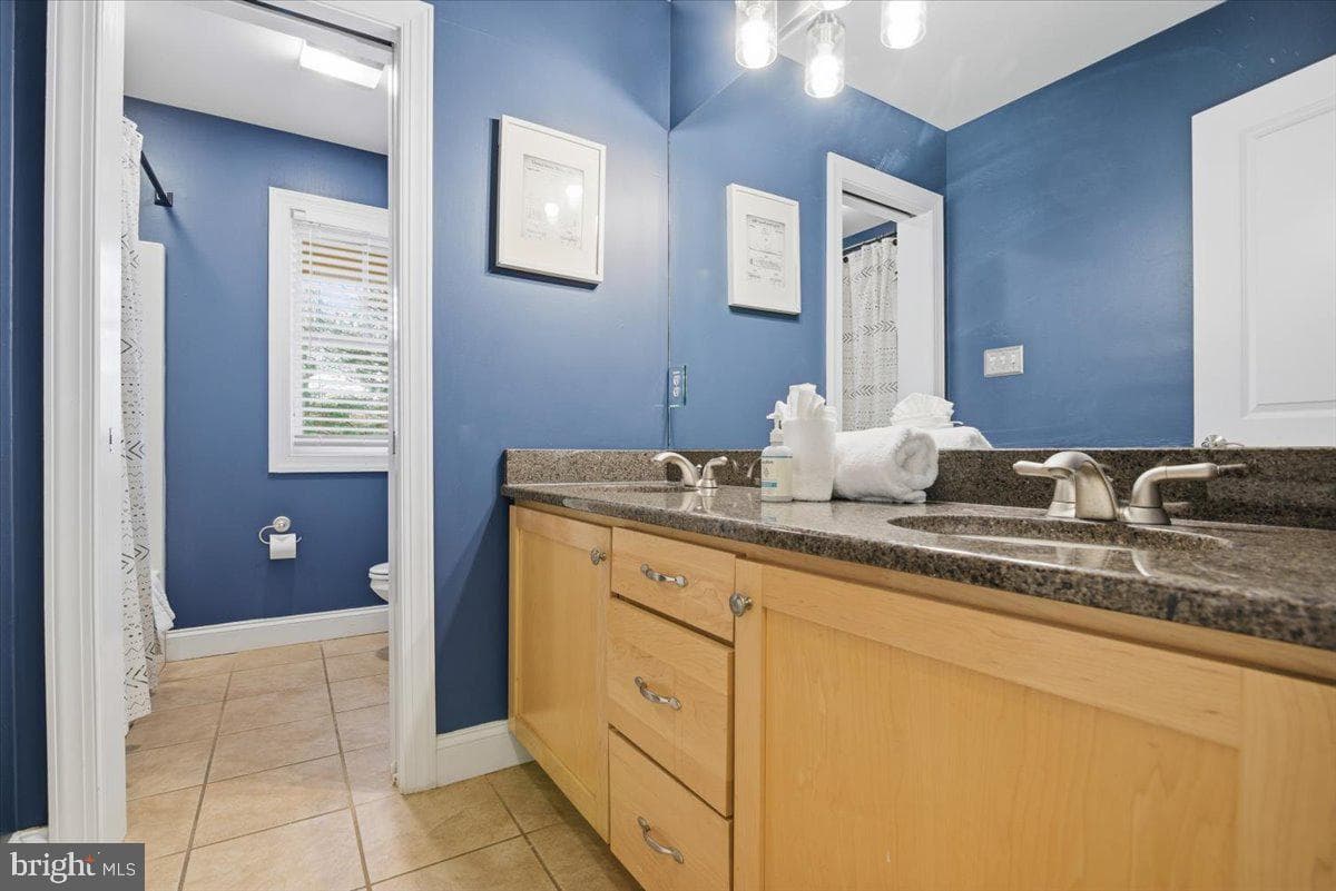 6 Fieldstone Court photo 41