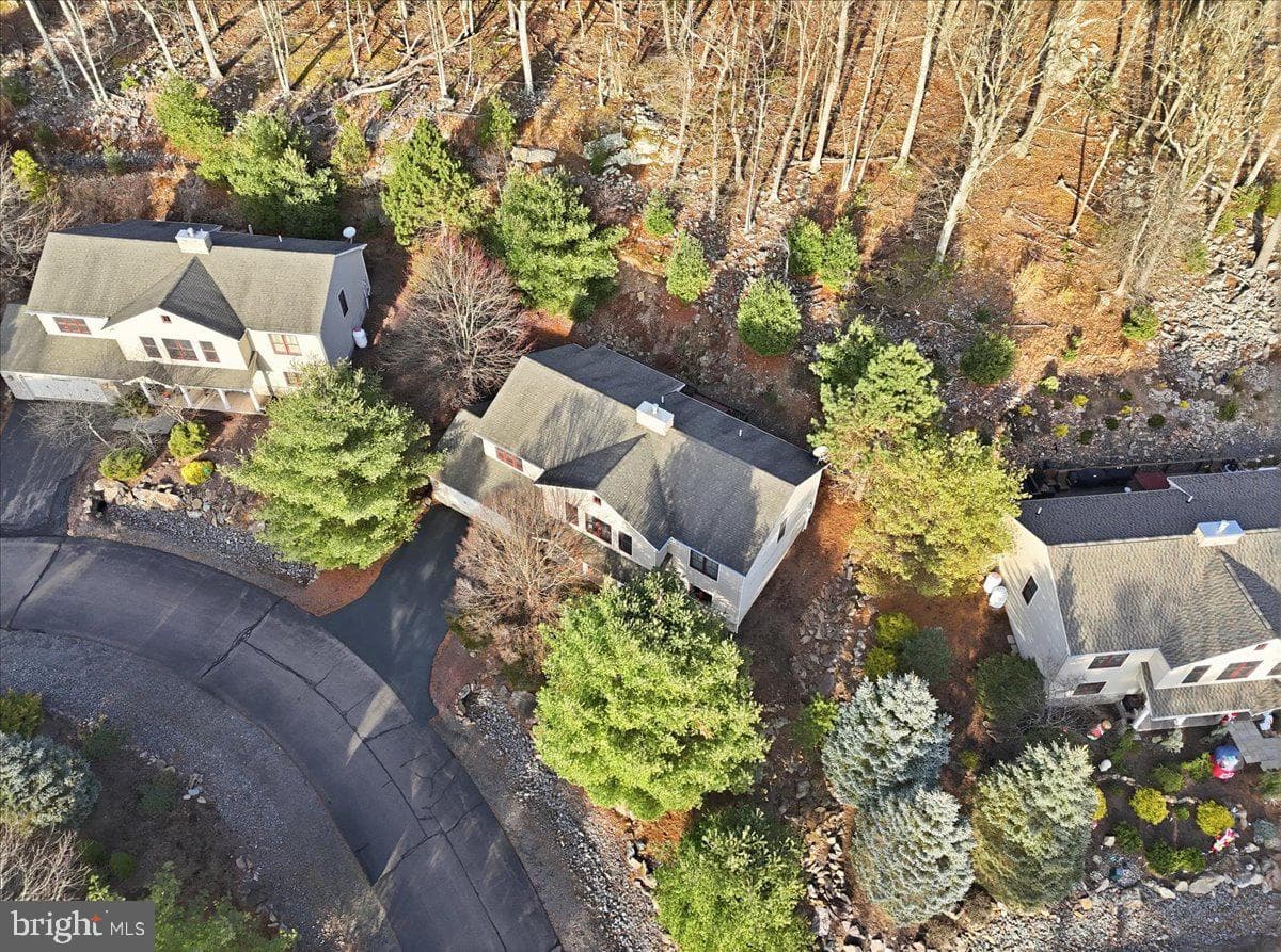 6 Fieldstone Court photo 44