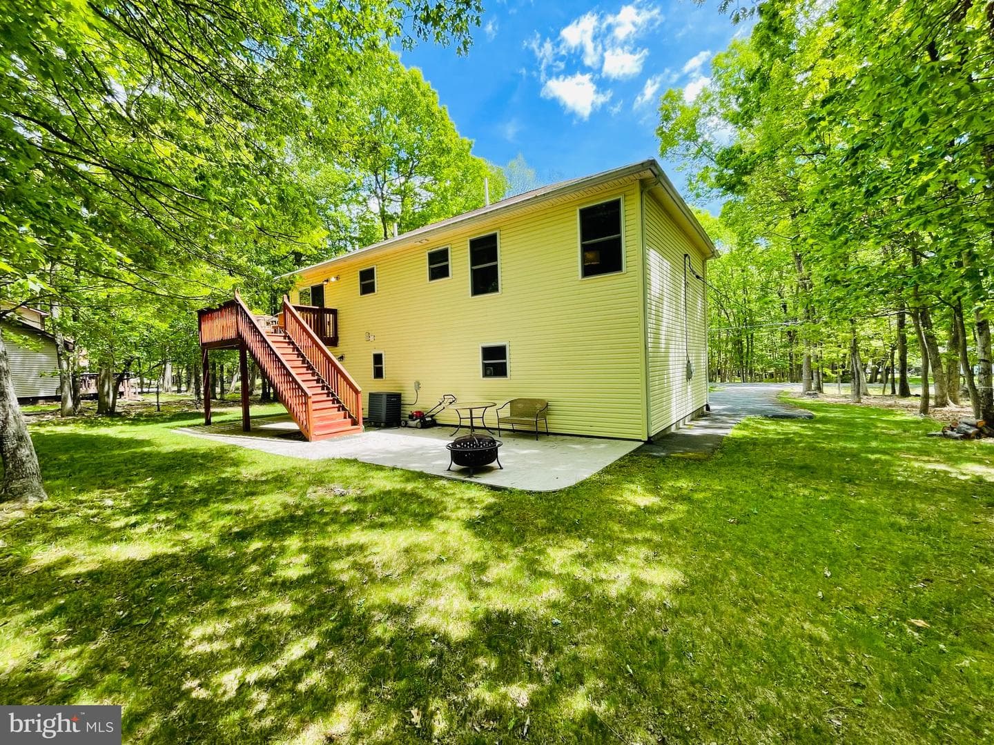 9 Sycamore Circle photo 3