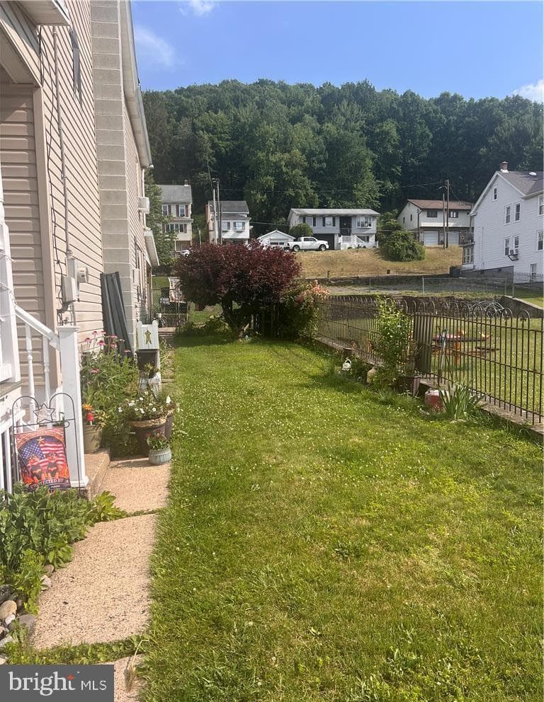 231 W Railroad Street, Nesquehoning