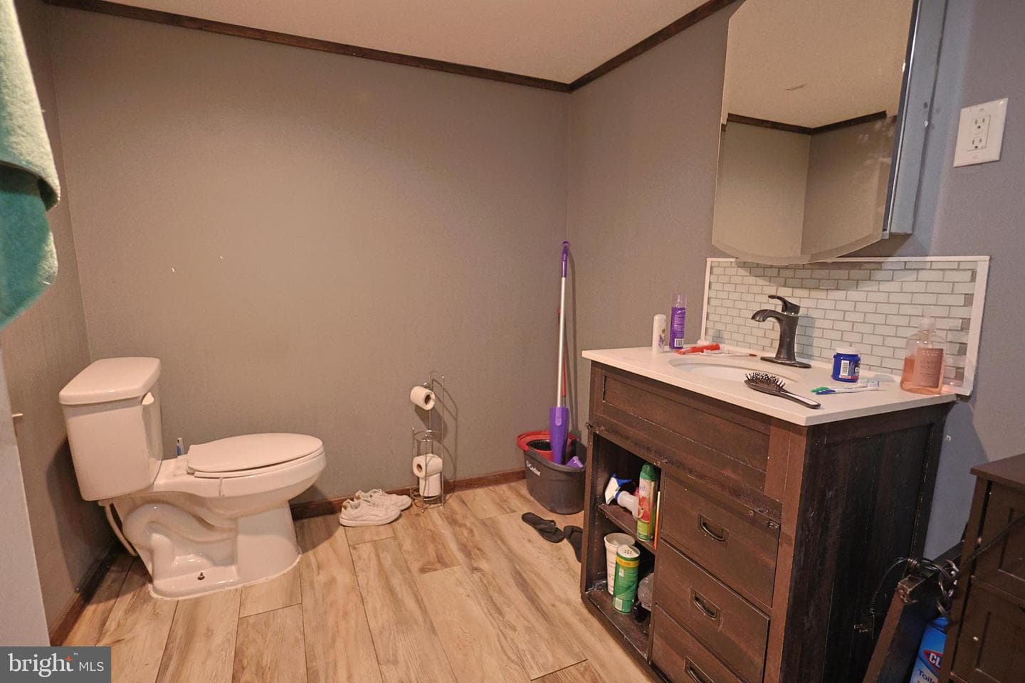 443 E Abbott Street photo 12