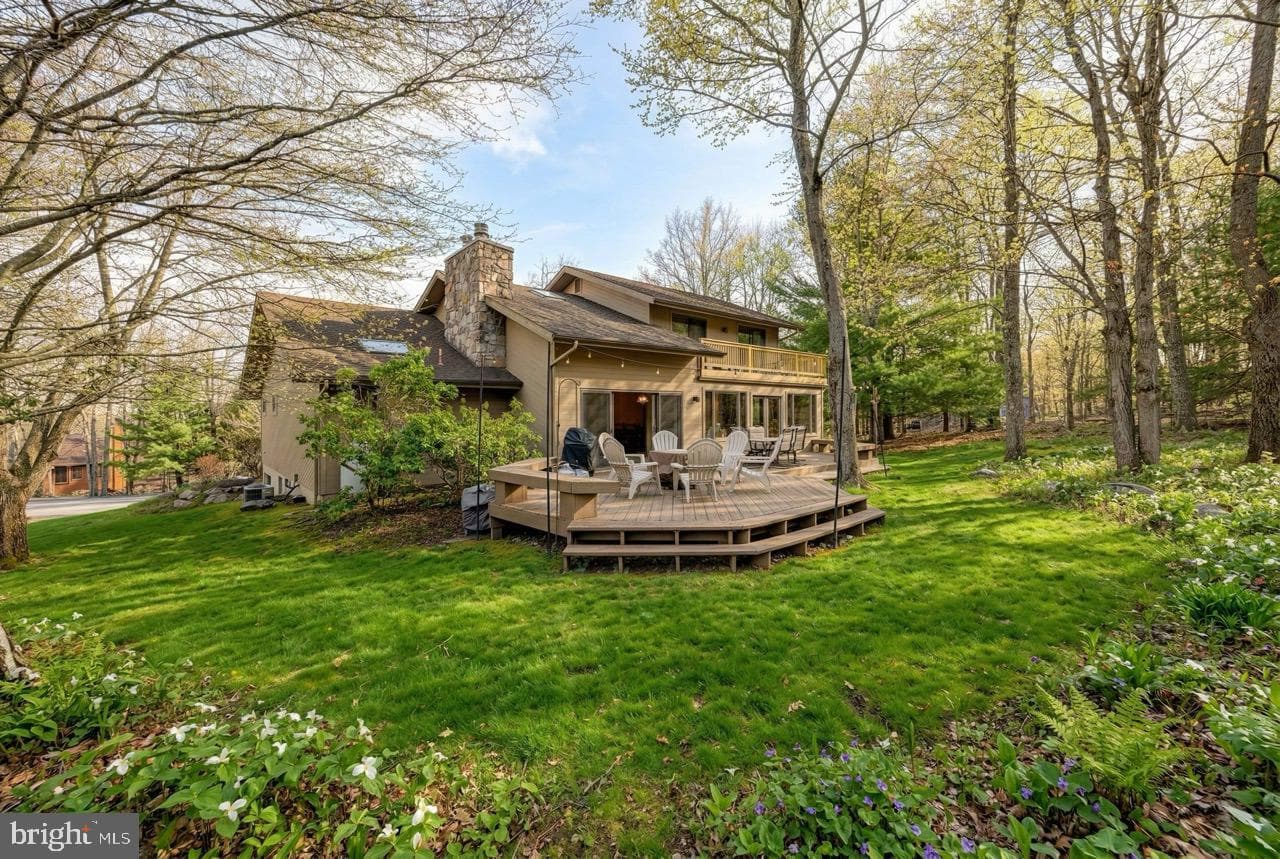 96 Wolf Road photo 5