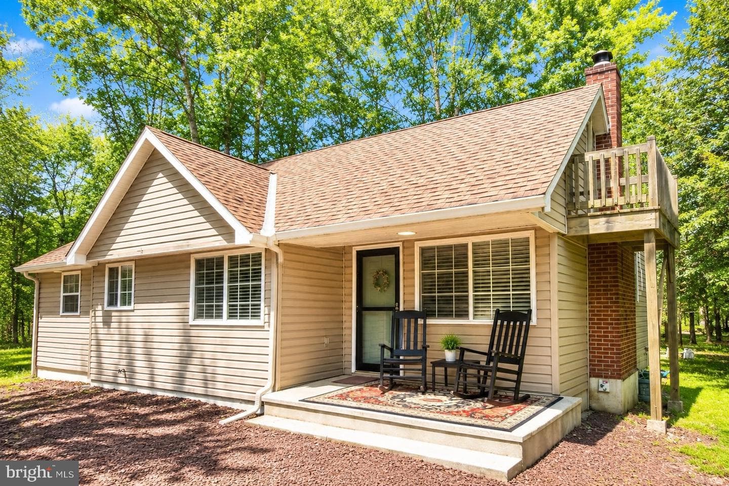 105 White Oak Drive photo 1