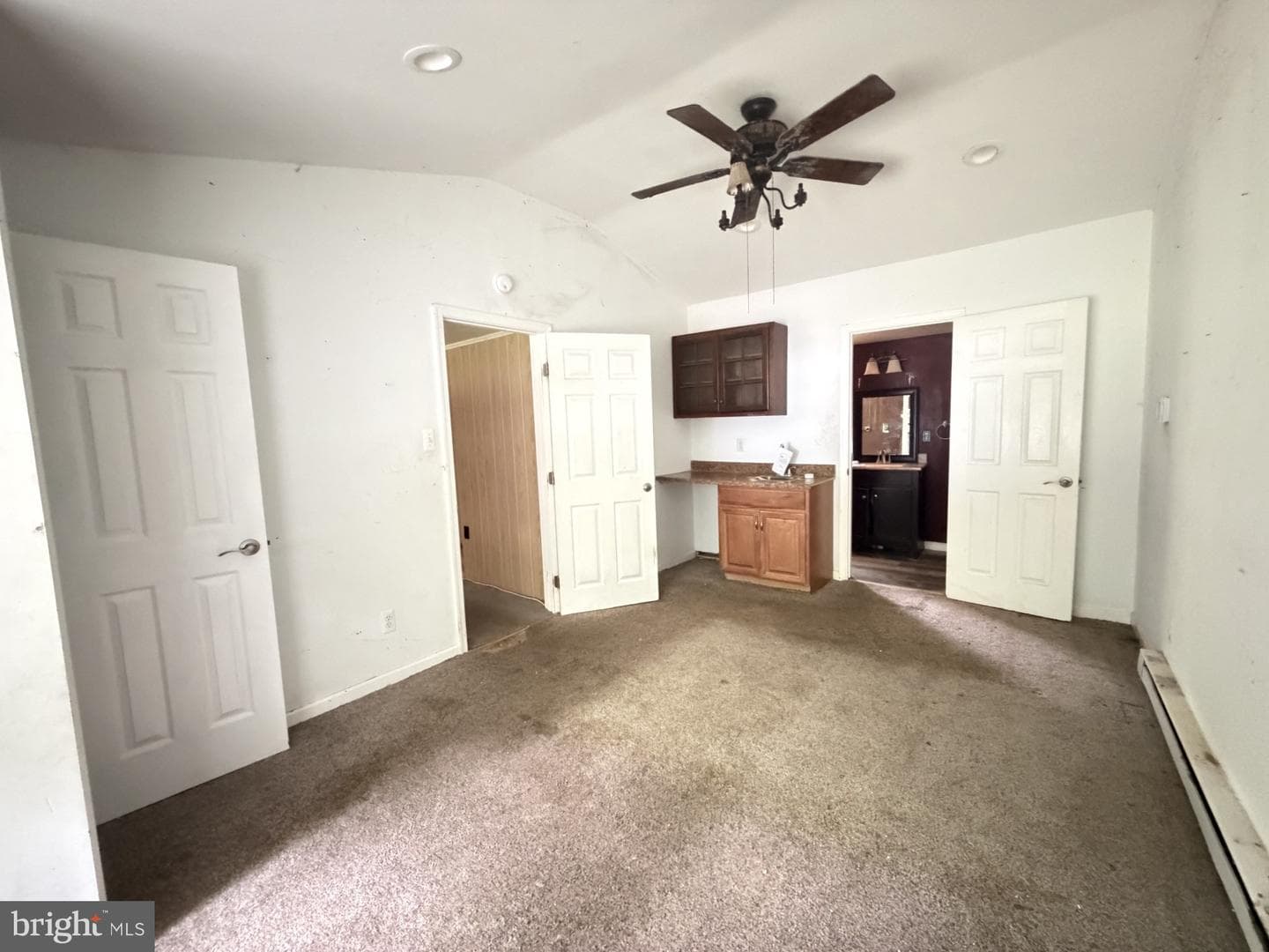 10 Cedar Lane photo 15