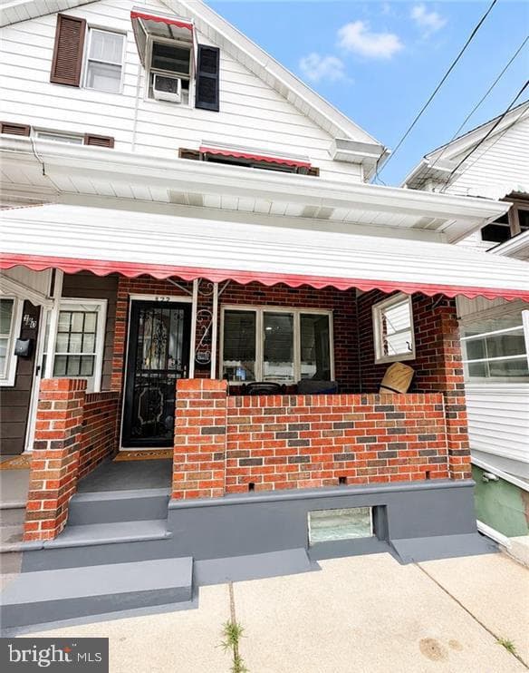 322 E Fell Street photo 1