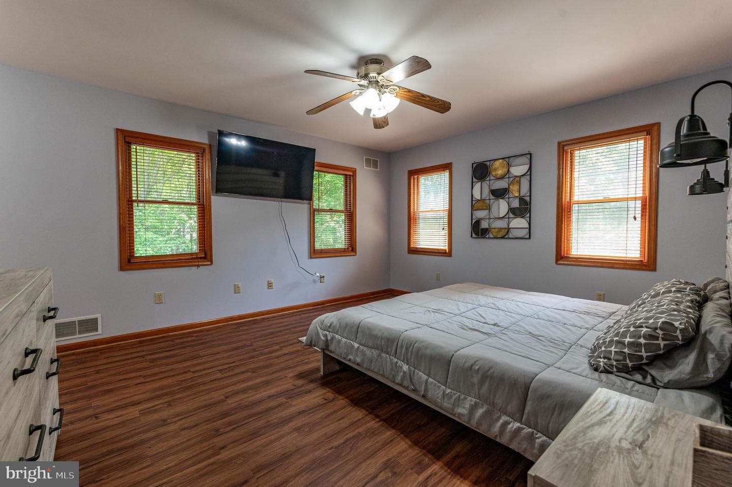 154 Bishop Circle photo 33
