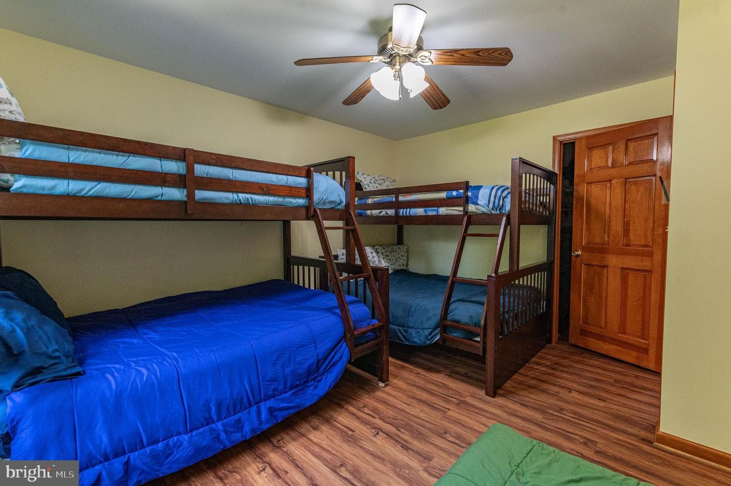 154 Bishop Circle photo 41