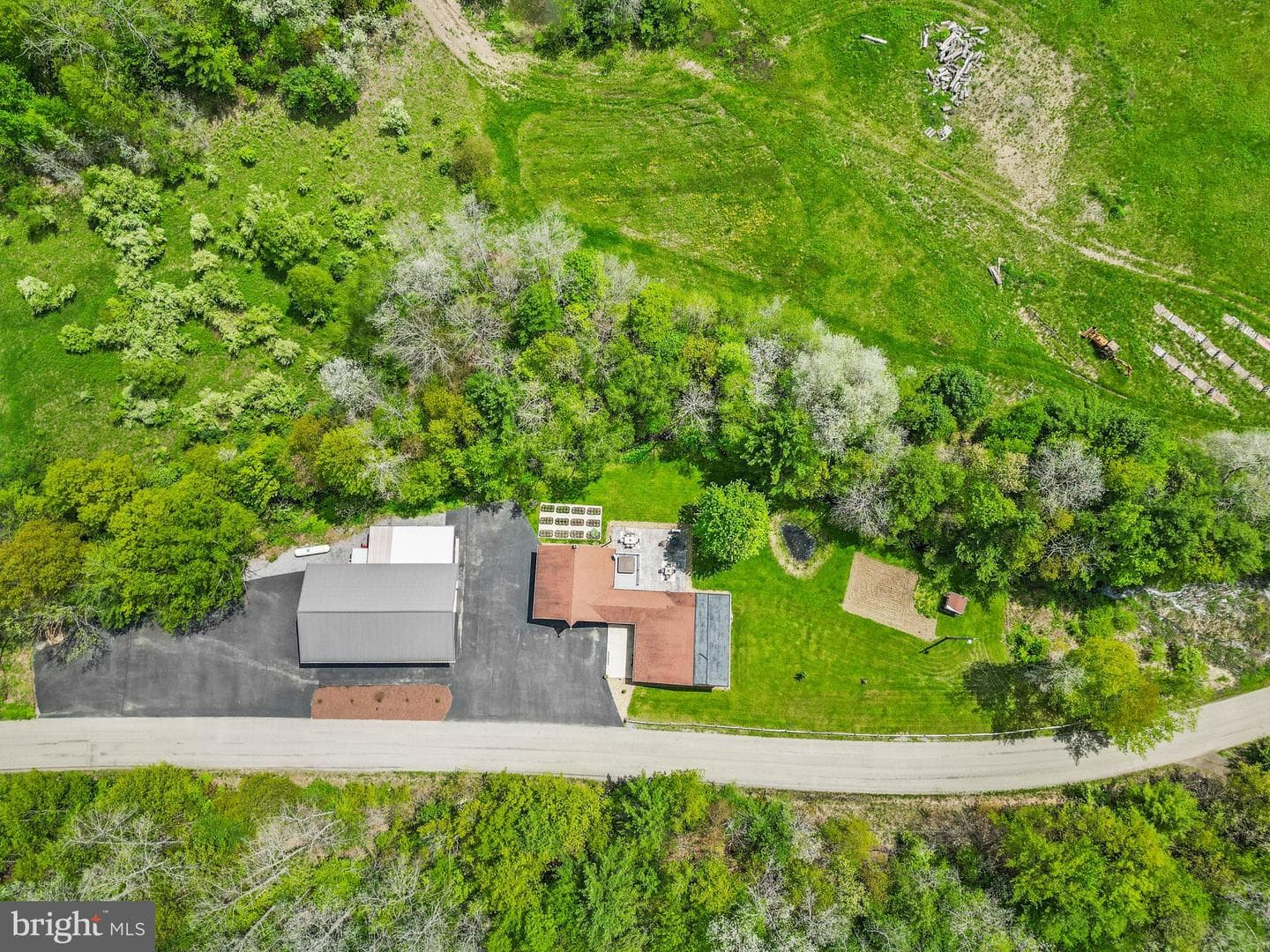 1328 Carrs Hill photo 4