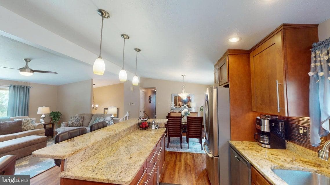 70 Sloping View Drive photo 28