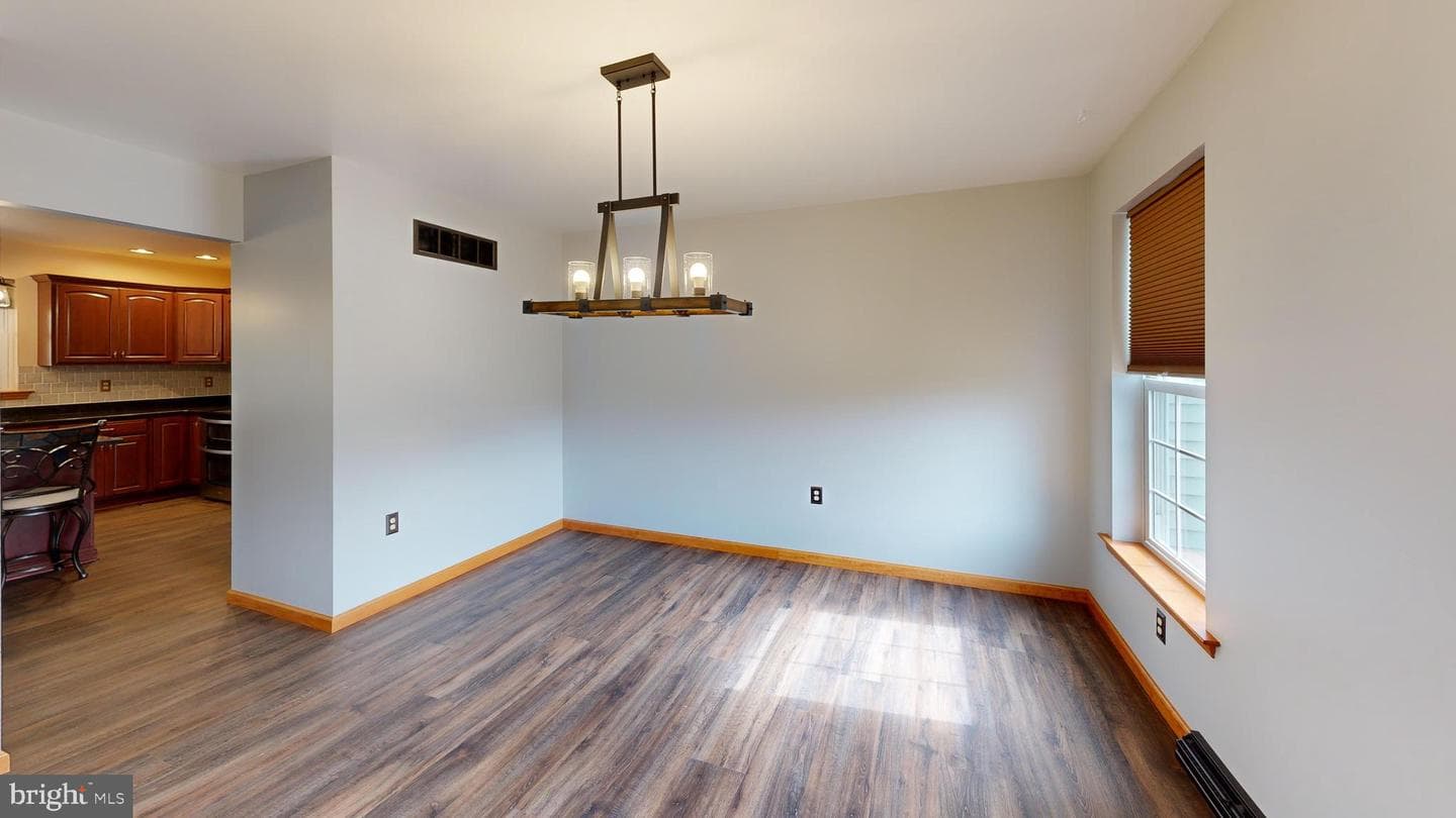 129 Erickson Drive photo 12