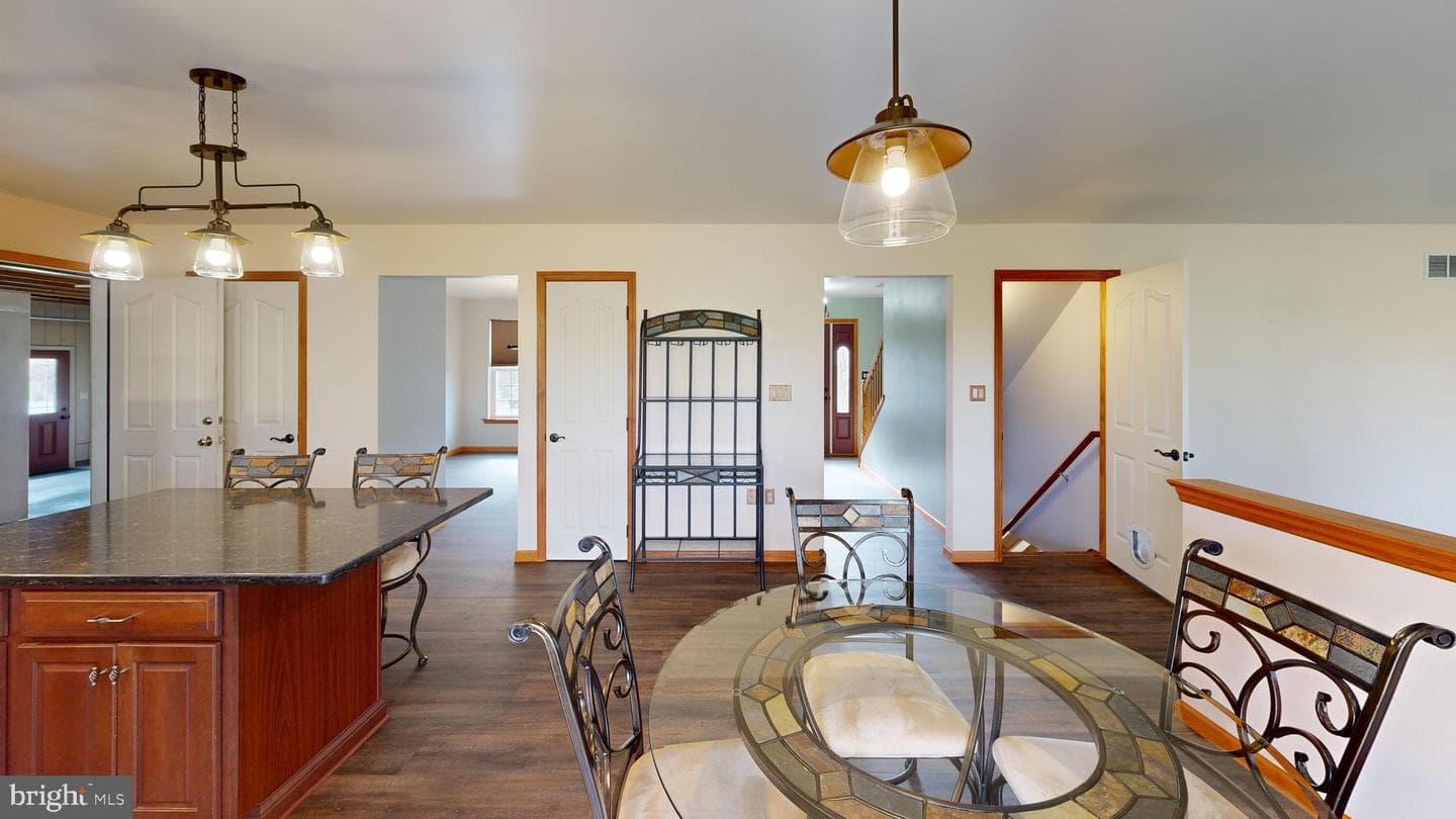 129 Erickson Drive photo 31
