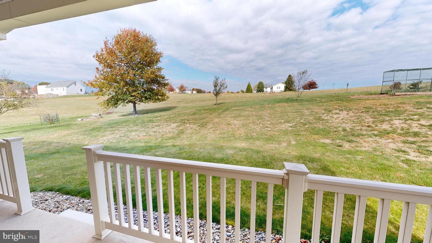 129 Erickson Drive photo 41
