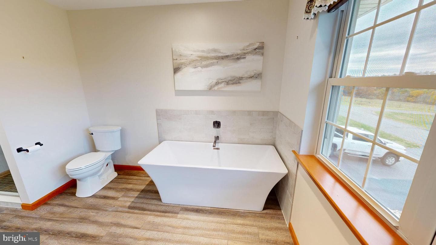 129 Erickson Drive photo 57