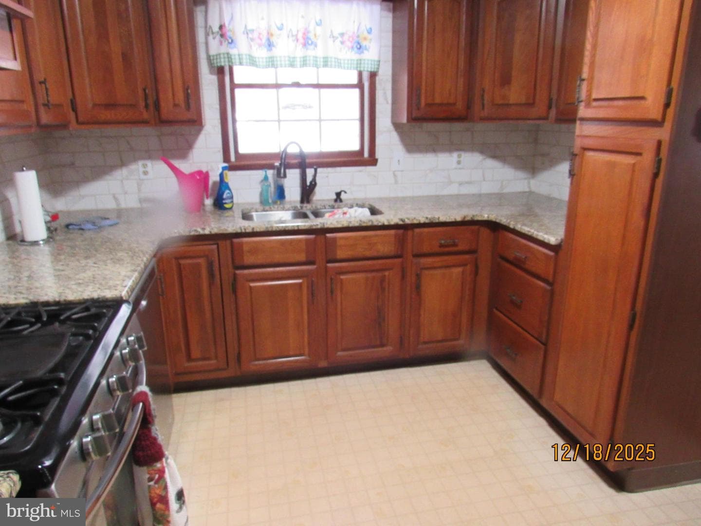 211 Gardenia Lane photo 11