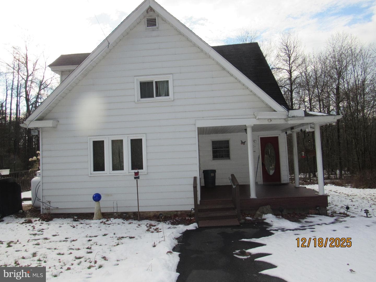 211 Gardenia Lane photo 2