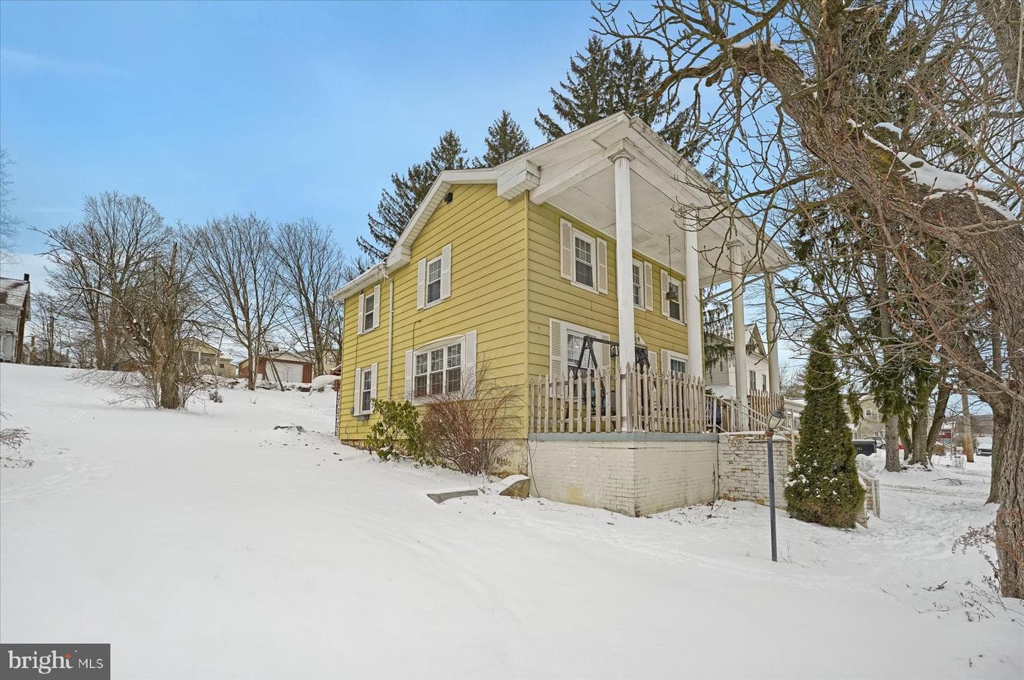 315 Laura Street photo 31