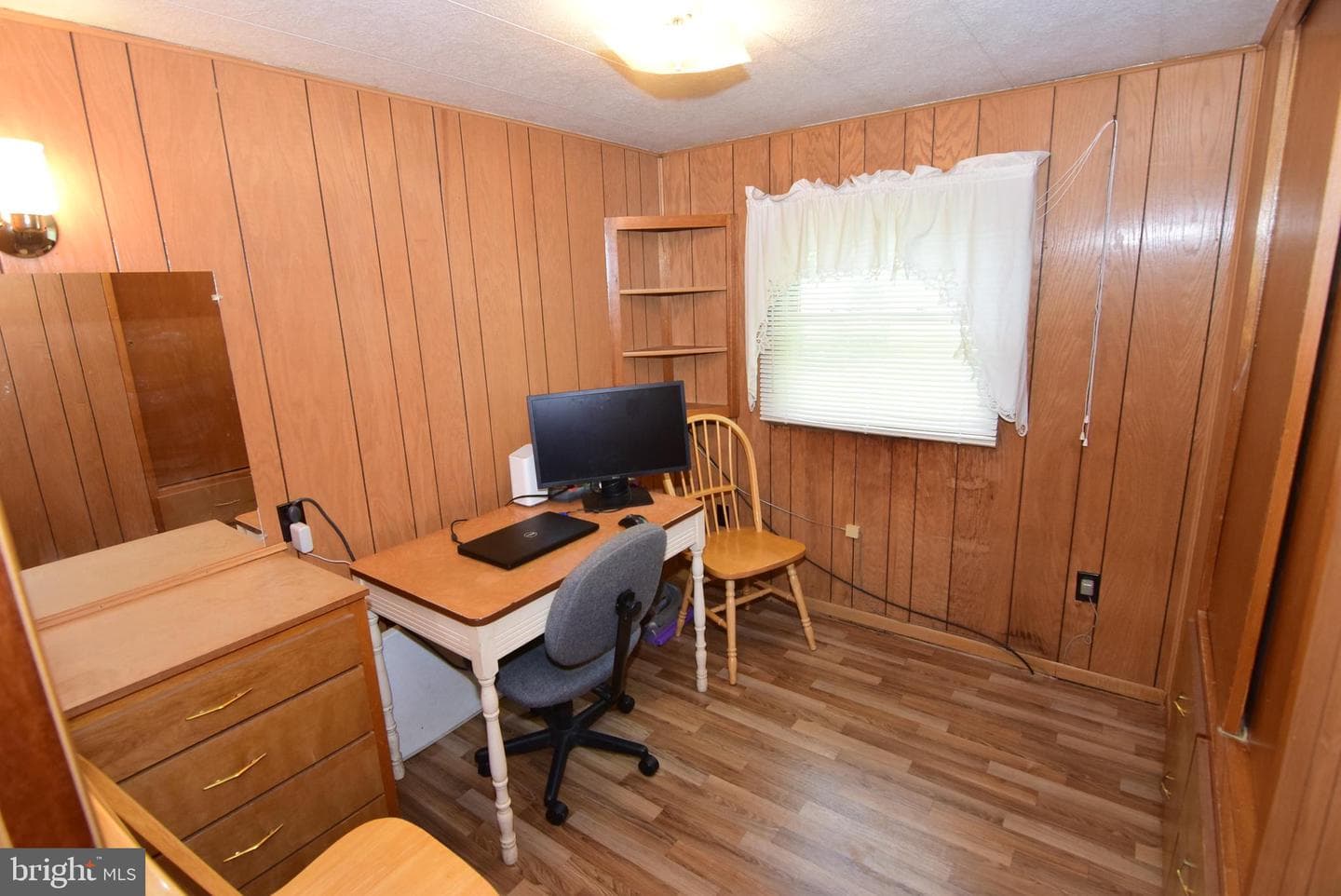 728 Laura Street photo 19