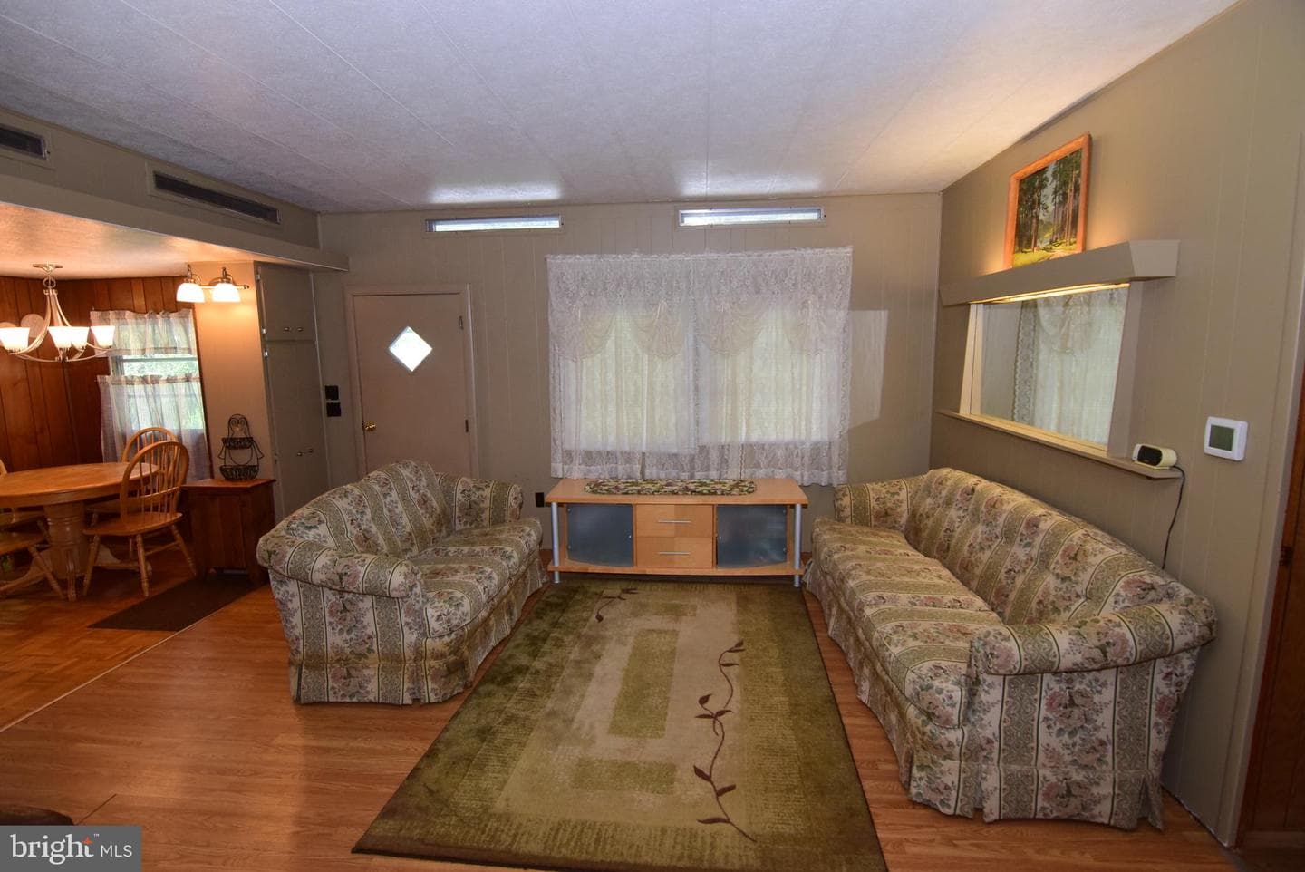 728 Laura Street photo 7