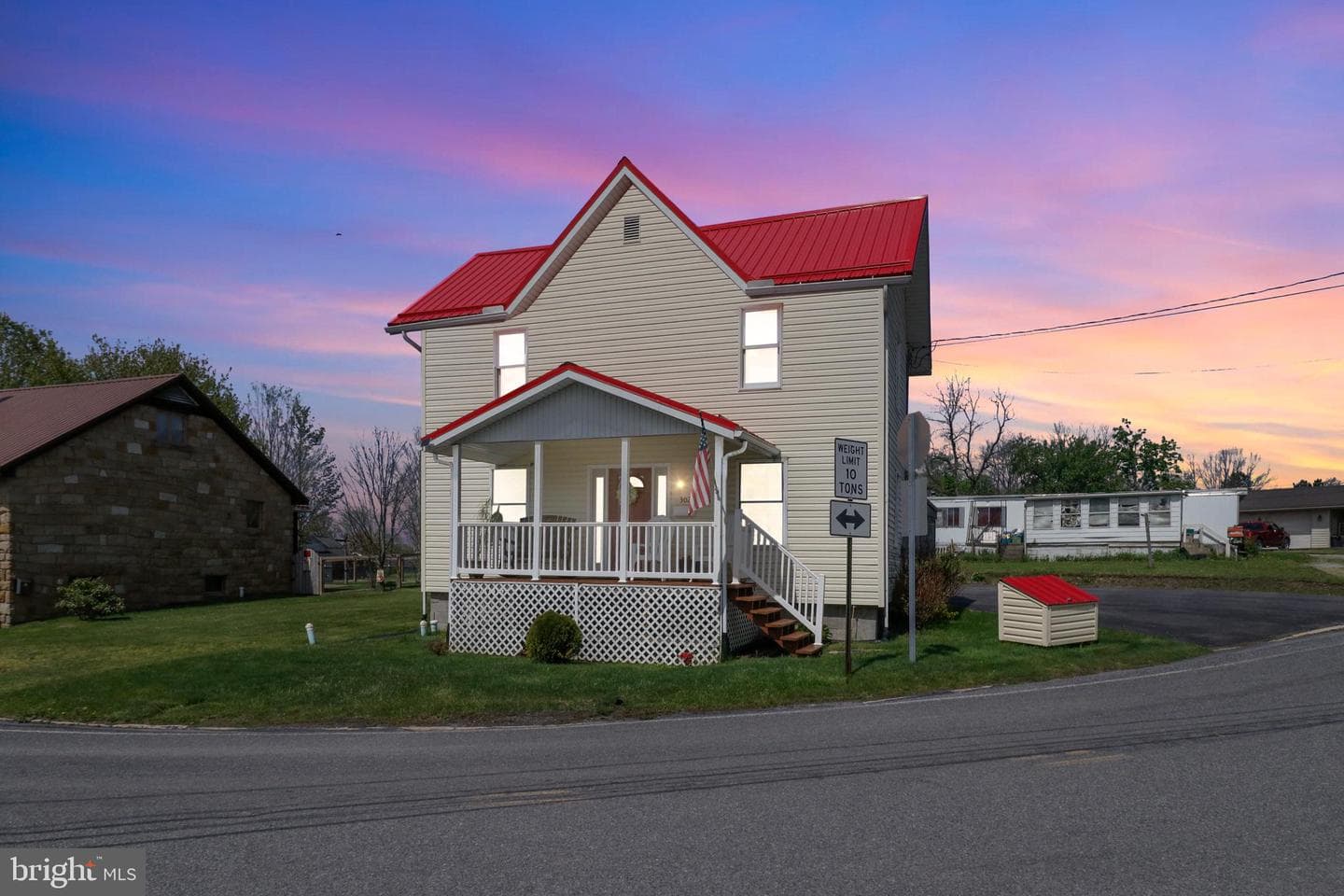 302 Elizabeth Street