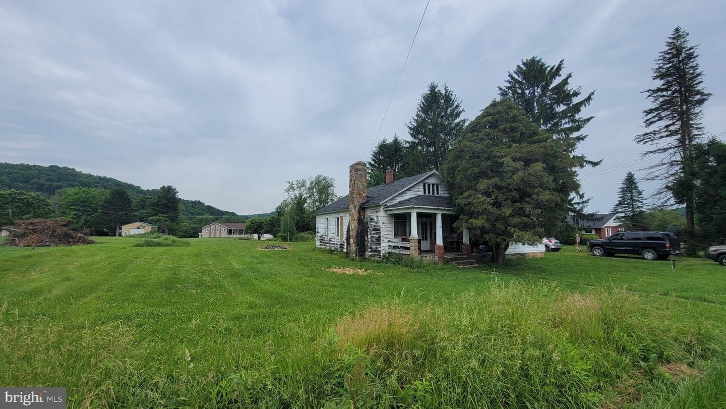 1599 Union Street photo 1